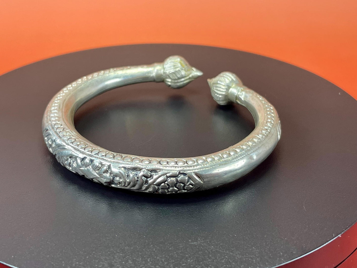 Indian 800 Silver Bracelet  nice detail  good gift