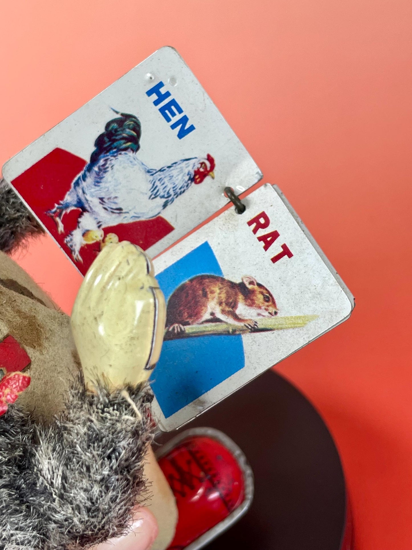 Adorable Vintage Wind-up Bear  So sweet!