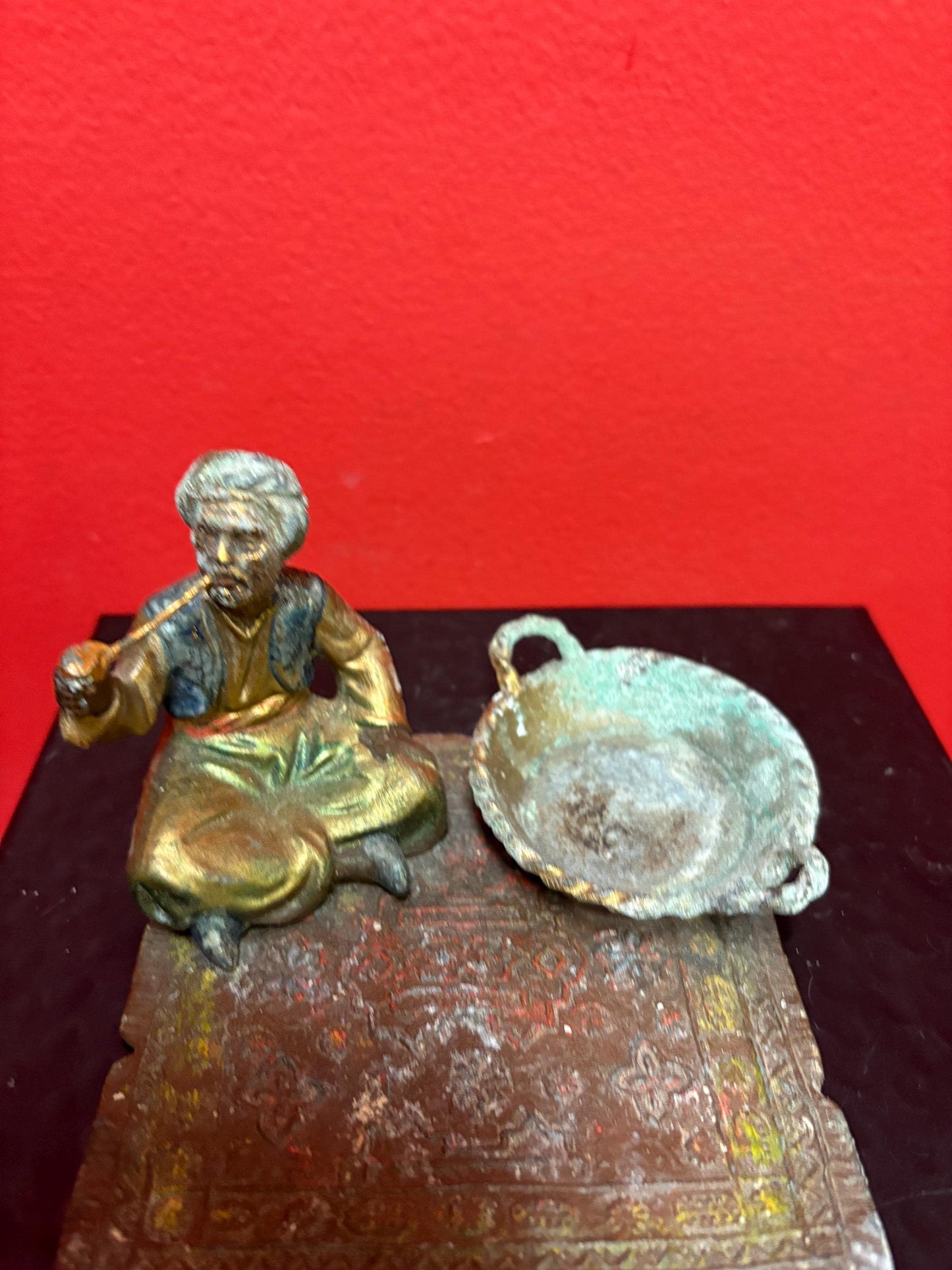 Beautiful 4 x 3 inch Austrian bronze spelter Arabic on carpet statue  antique condition see photos  amazing price