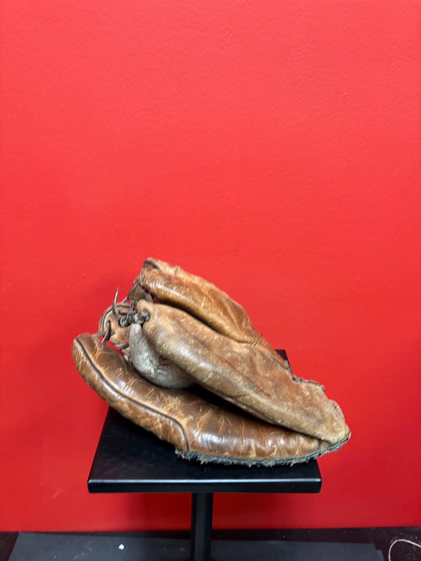 Beautiful cooper works leather baseball glove and ball  1940s ish  wow  good antique condition