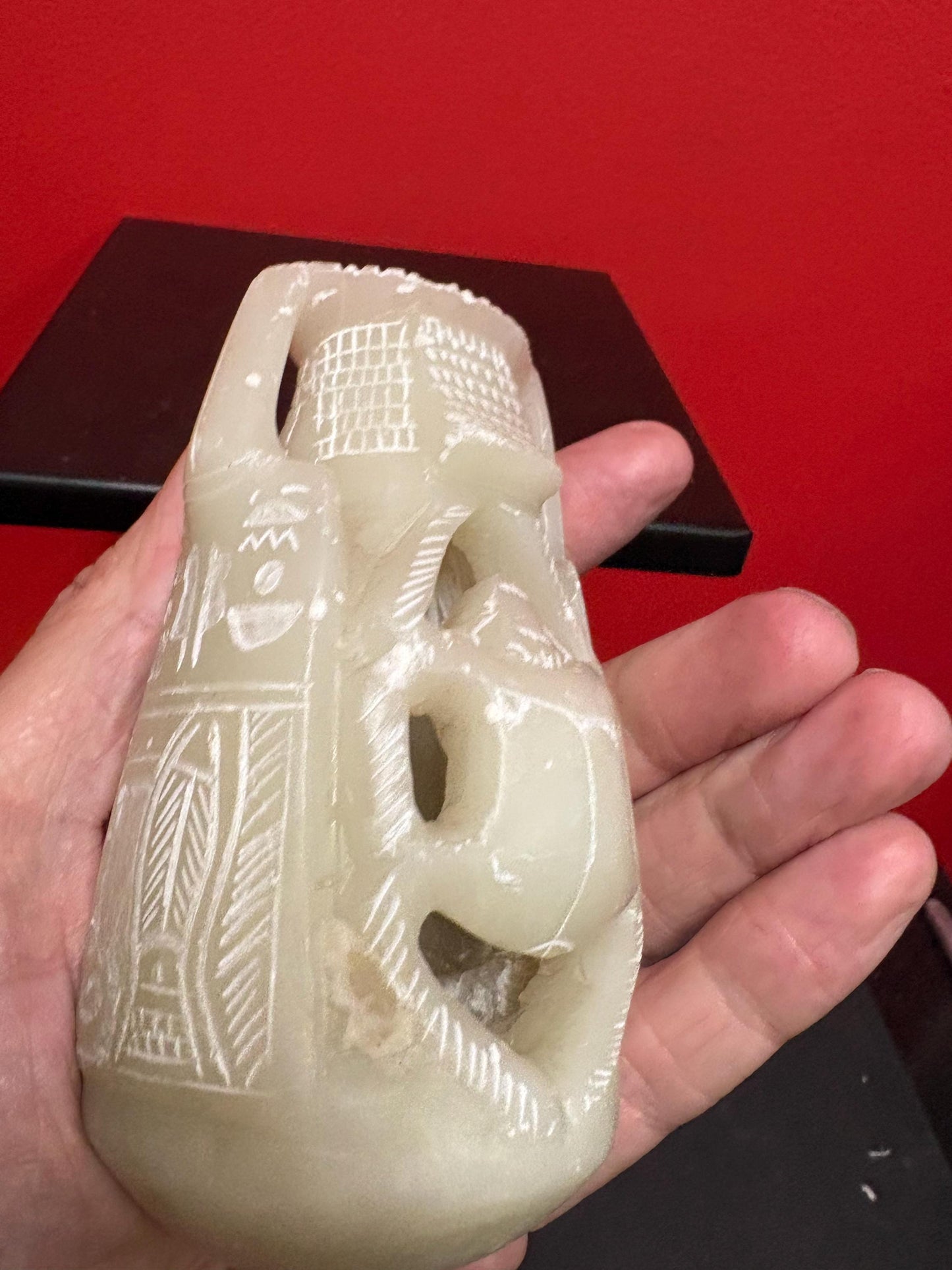 Beautiful 5 inch tall Jade vase  great imagery  origins unknown  value priced