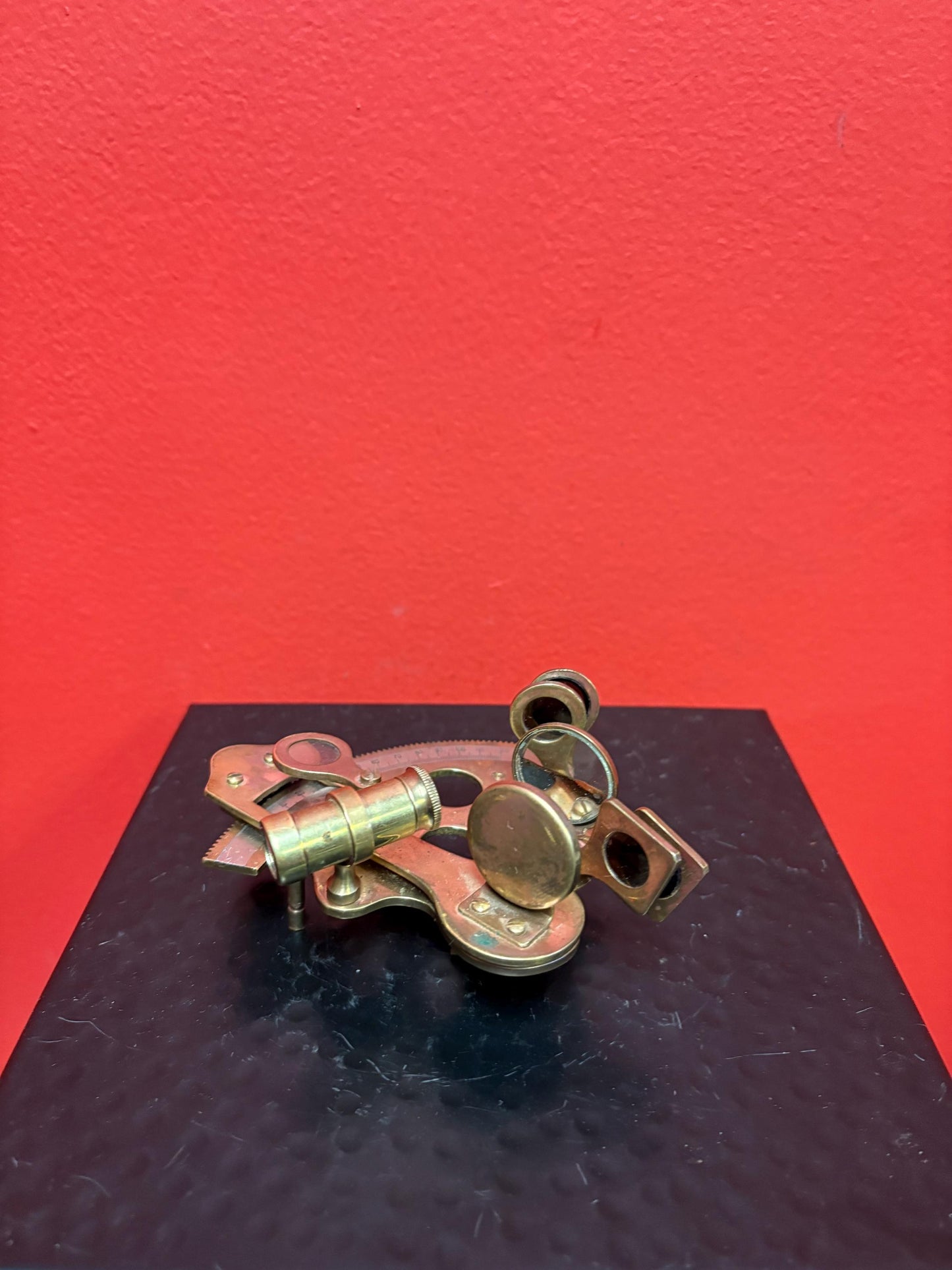 Beautiful 4.5 inch antique brass sextant  seem to work  wonderful condition  wow