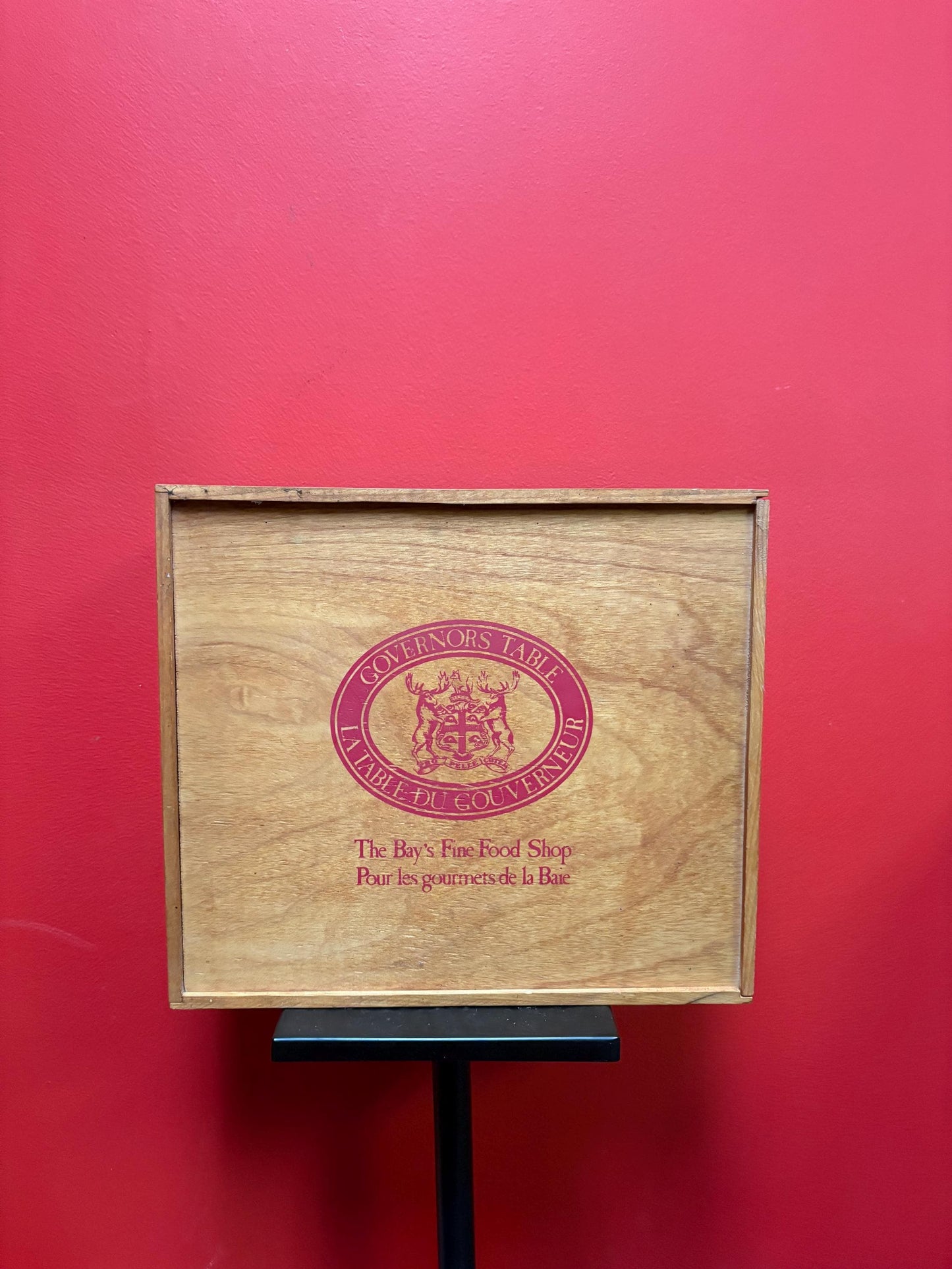 Hudson Bay Company HBC beautiful fine food box  great for storage or decoration  14 x 12 x 5 high  great piece of Canadian history  wow