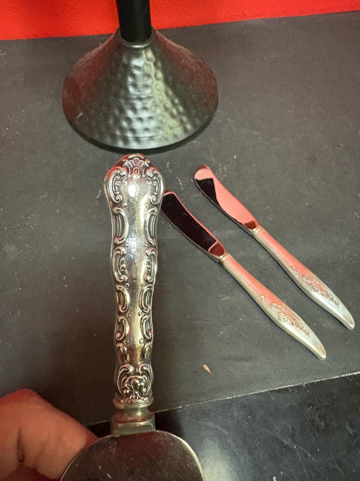 Beautiful lot of Sterling handled serving knives  9 inch and 2 are 6 inches  all stamped Sterling  great value