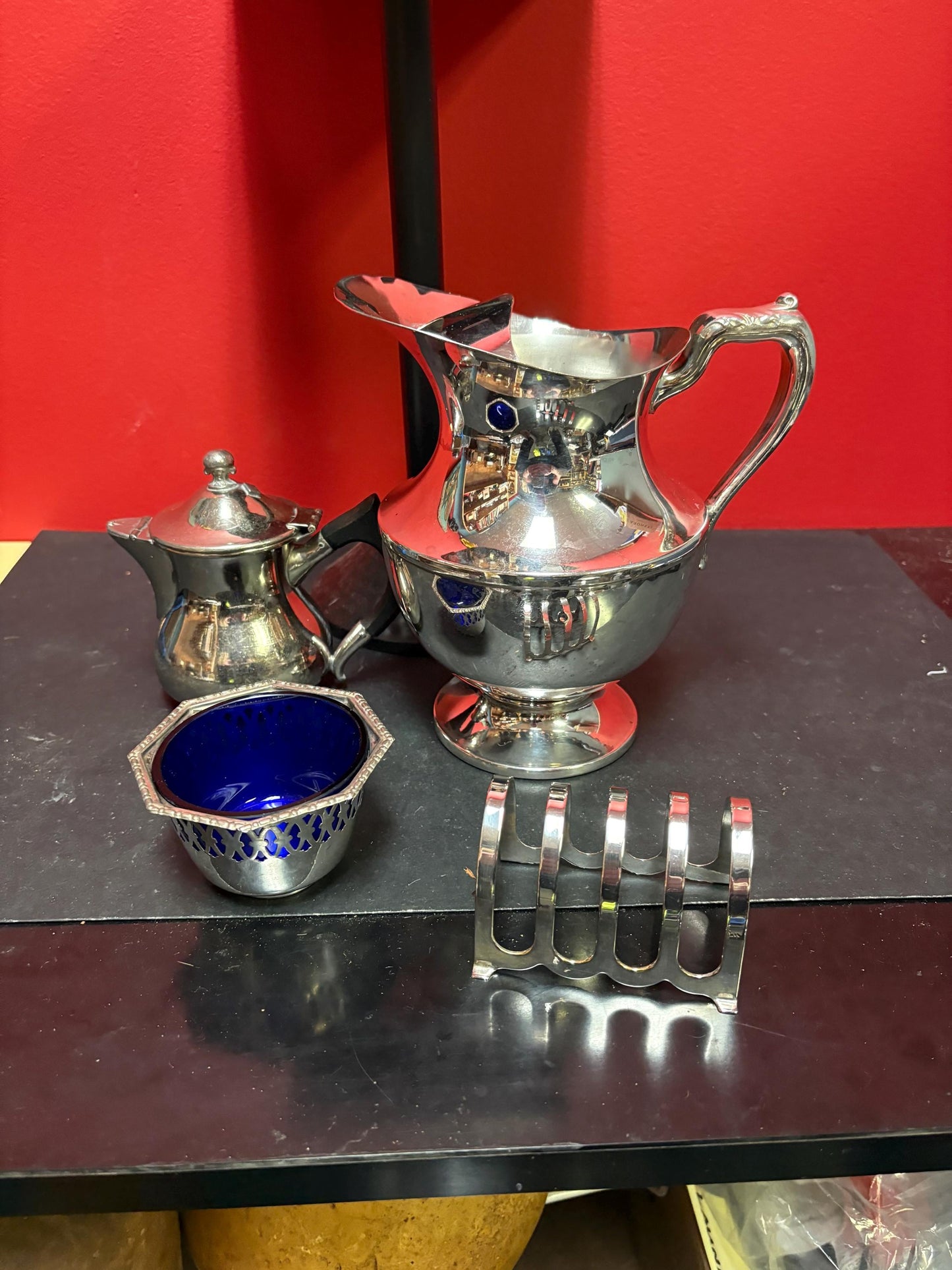 Fabulous lot of silver plated pieces  great value antique and ready to use your gift