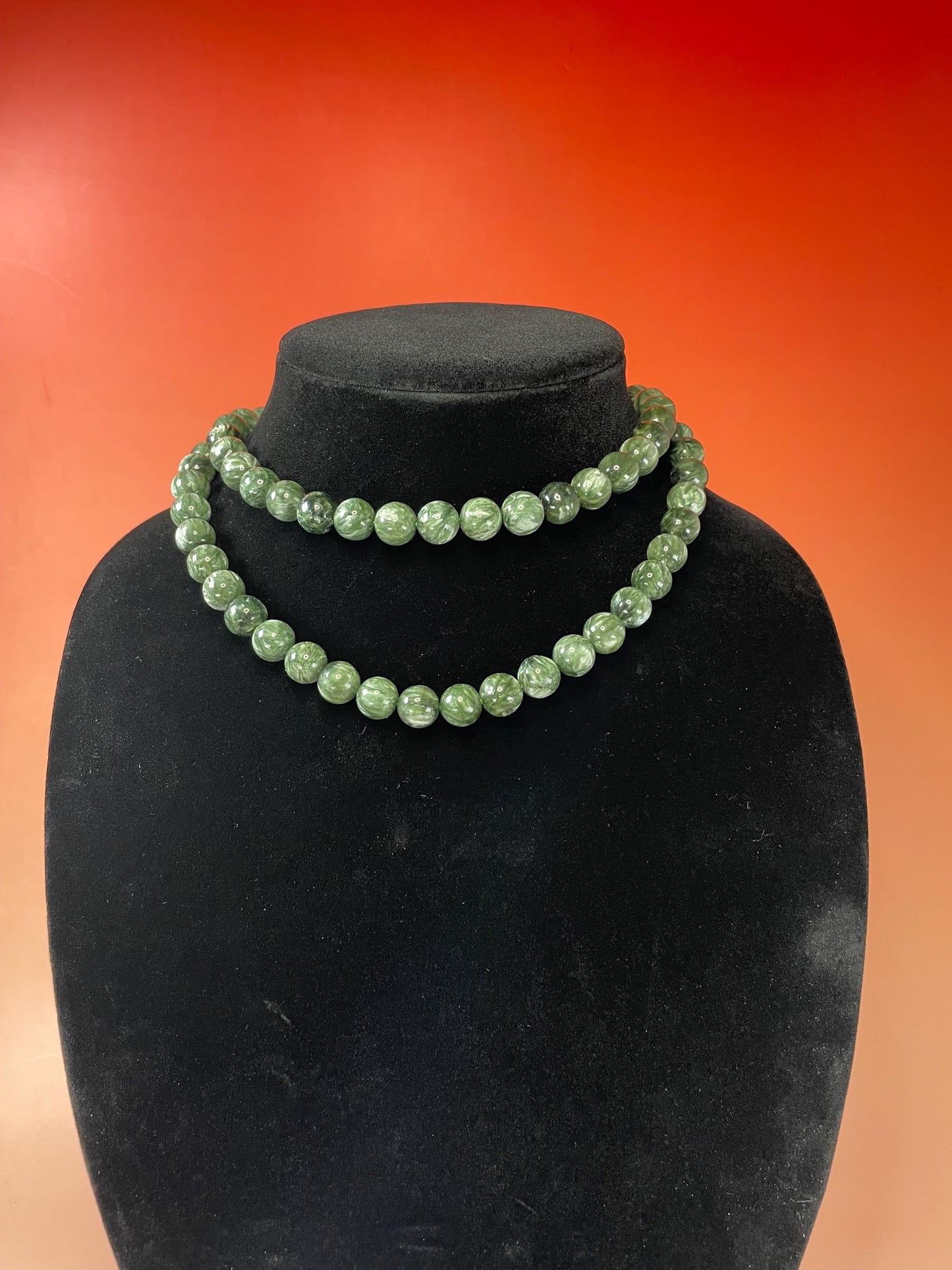 Cool Green Glass Beaded Necklace  no clasp