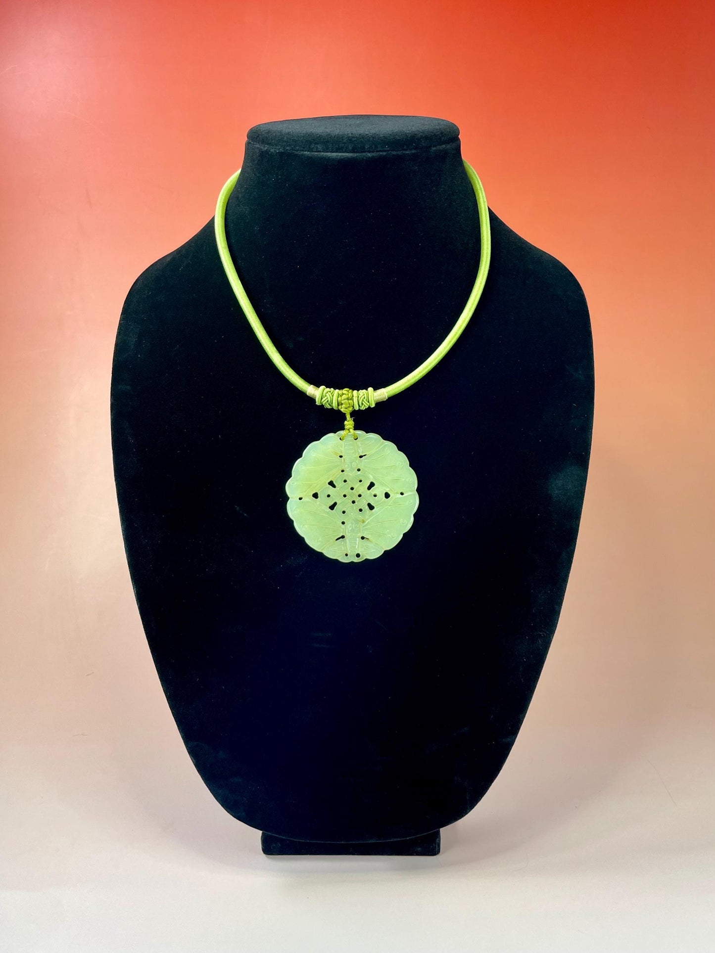 16 inch beautiful Chinese jade necklace with 2.25 inch Buddha pendant stunning