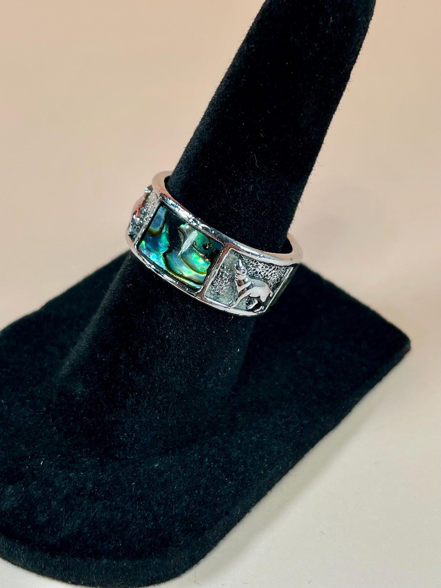 Size 6 Sterling Silver and Abalone ring  Wolf Design - B