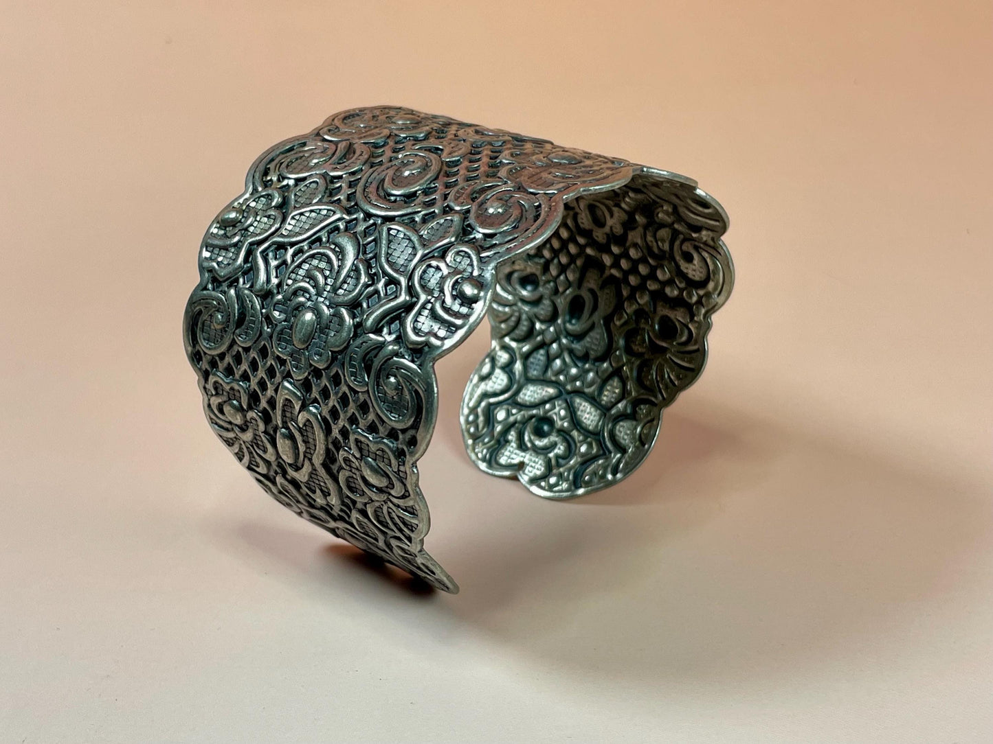 2.5 inch Detailed Metal Large cuff bracelet