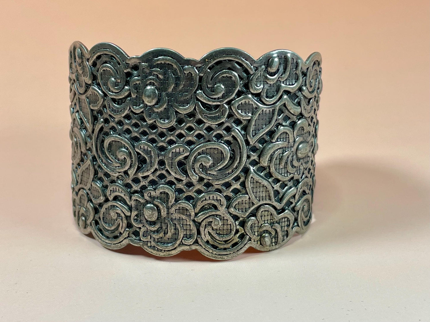 2.5 inch Detailed Metal Large cuff bracelet