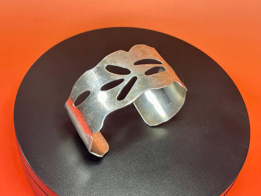 2.5 inch Tested Sterling Silver Bracelet Cuff -B