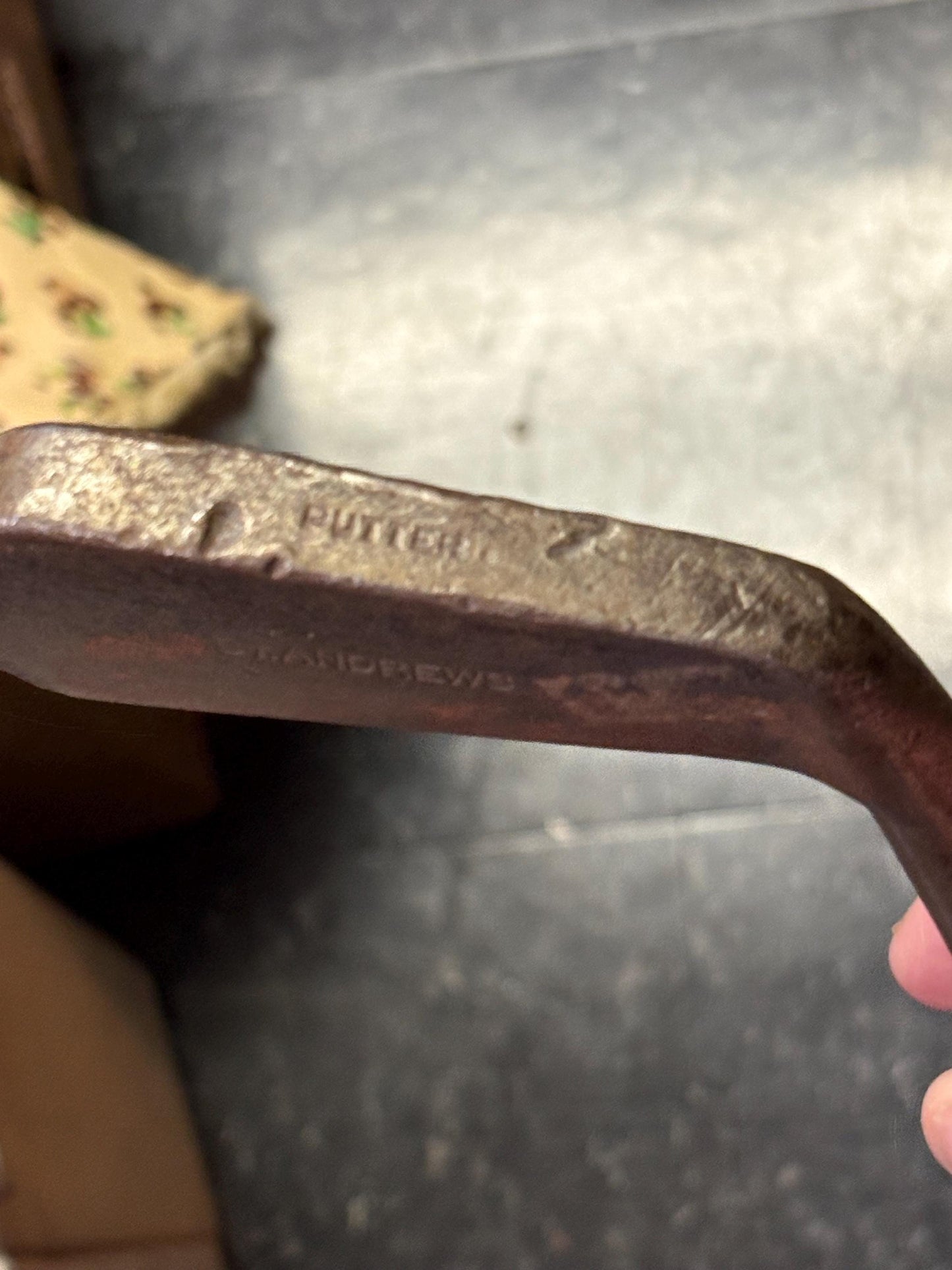 Stunning antique Saint Andrews wooden shaft putter  rare golf 35 inches long  historical piece  great condition for age wow