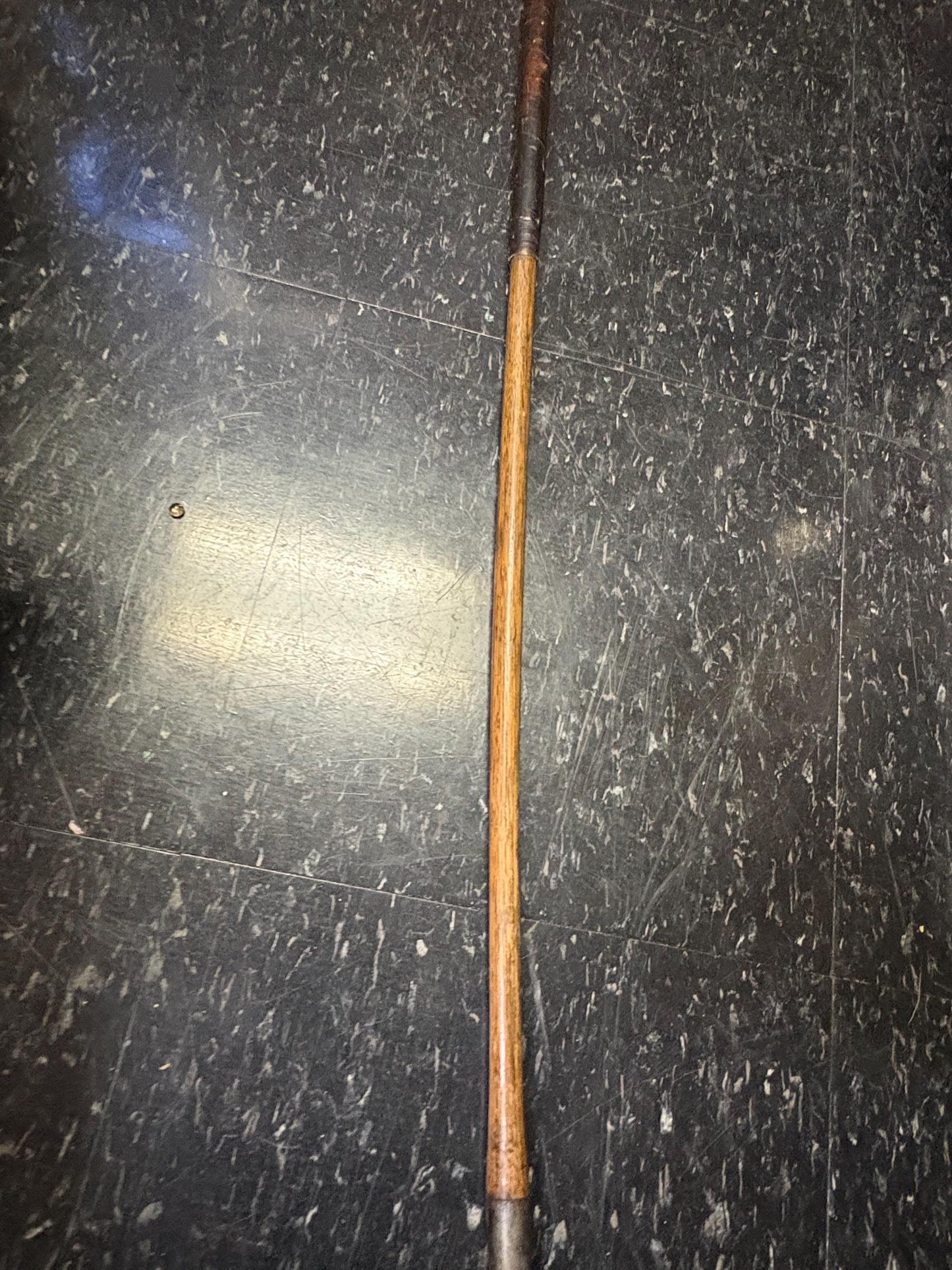Stunning antique Saint Andrews wooden shaft putter  rare golf 35 inches long  historical piece  great condition for age wow