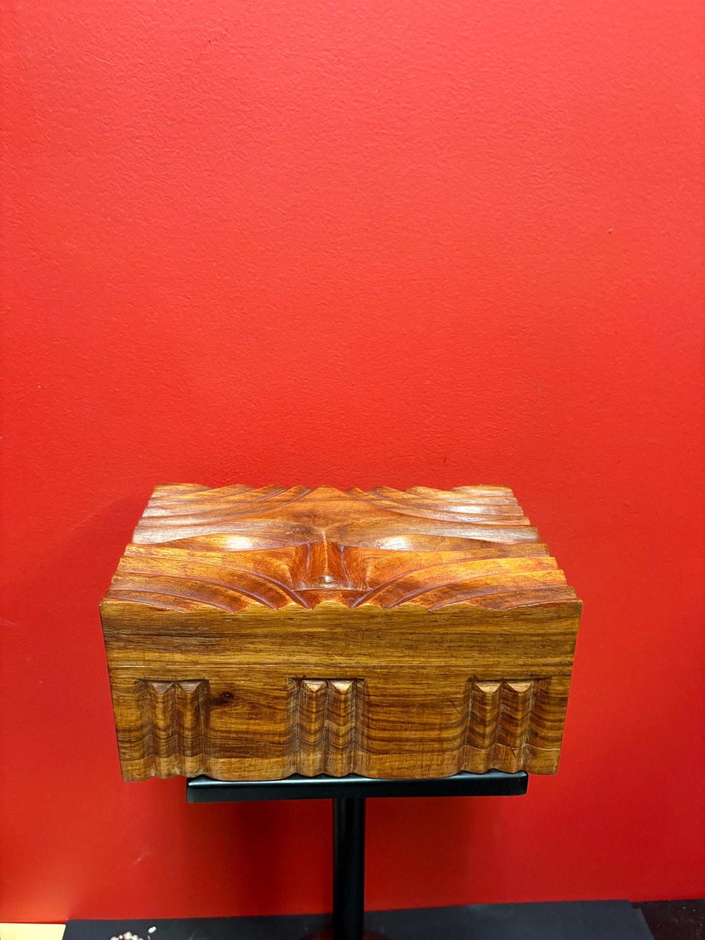 Fabulous old oceanic Islands solid wood 9.5 x 6 x 4.5 wooden box beautiful quality and the best eyes in the business  wow  great gift