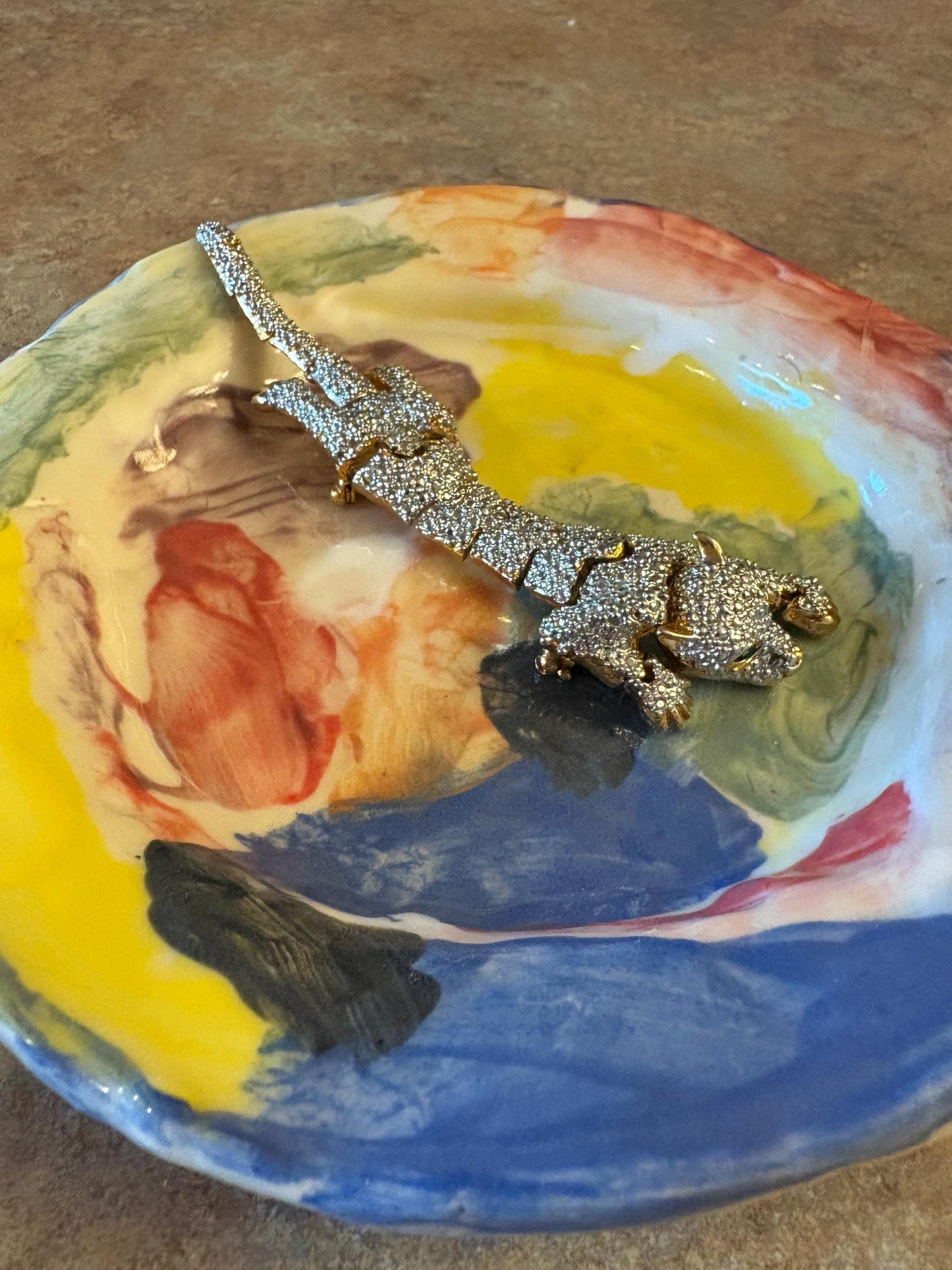 Beautiful vintage 5 inch long rhinestone panther brooch  great condition - statement piece  gift alert - B