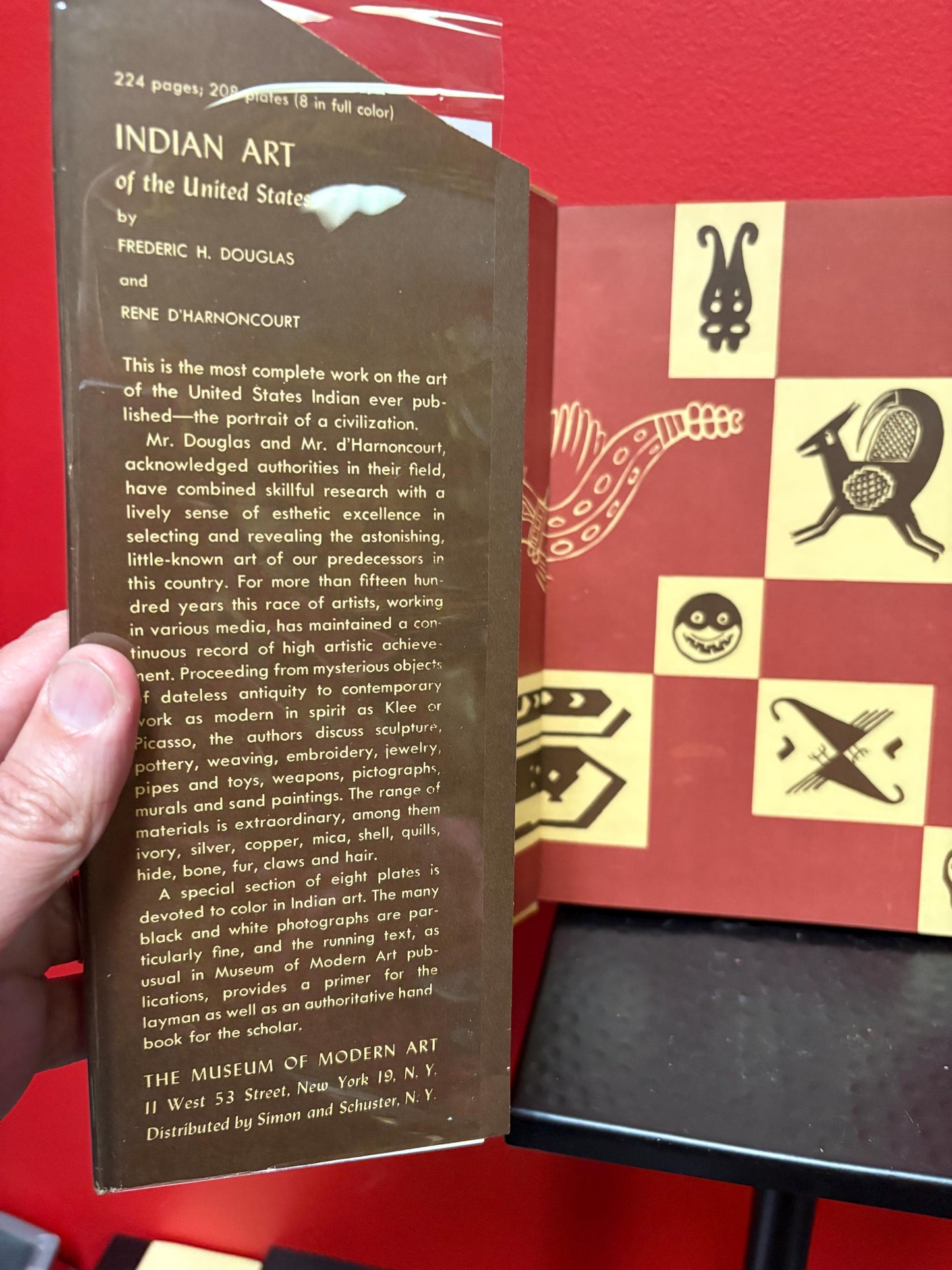 Beautiful 1941 Indian art of the United States book  great information