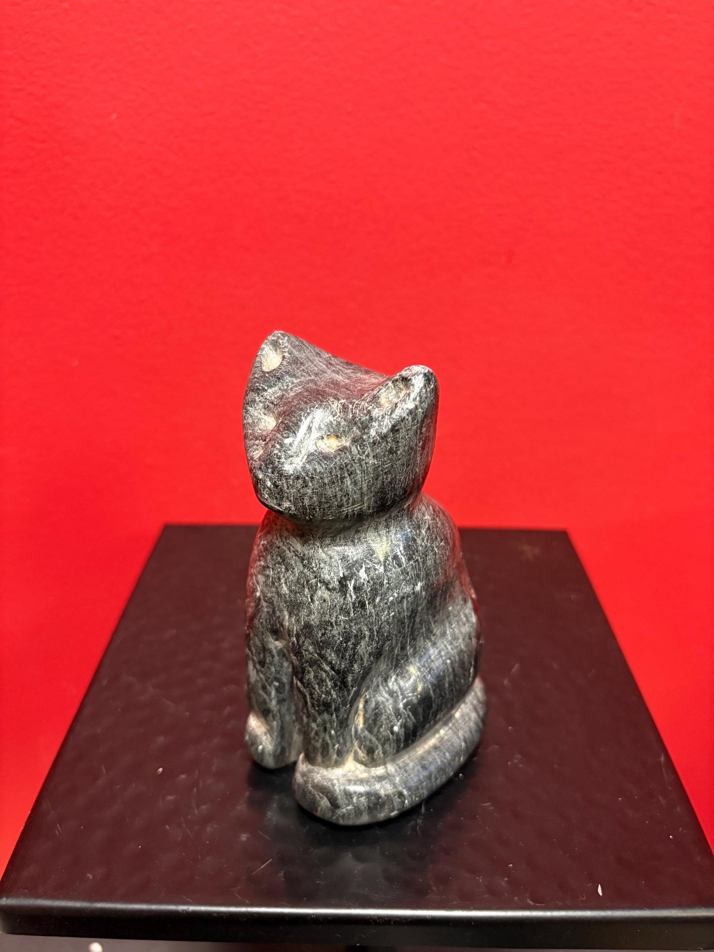 Beautiful soapstone cat 5 inches high and lovely detail  unsigned beauty - wow