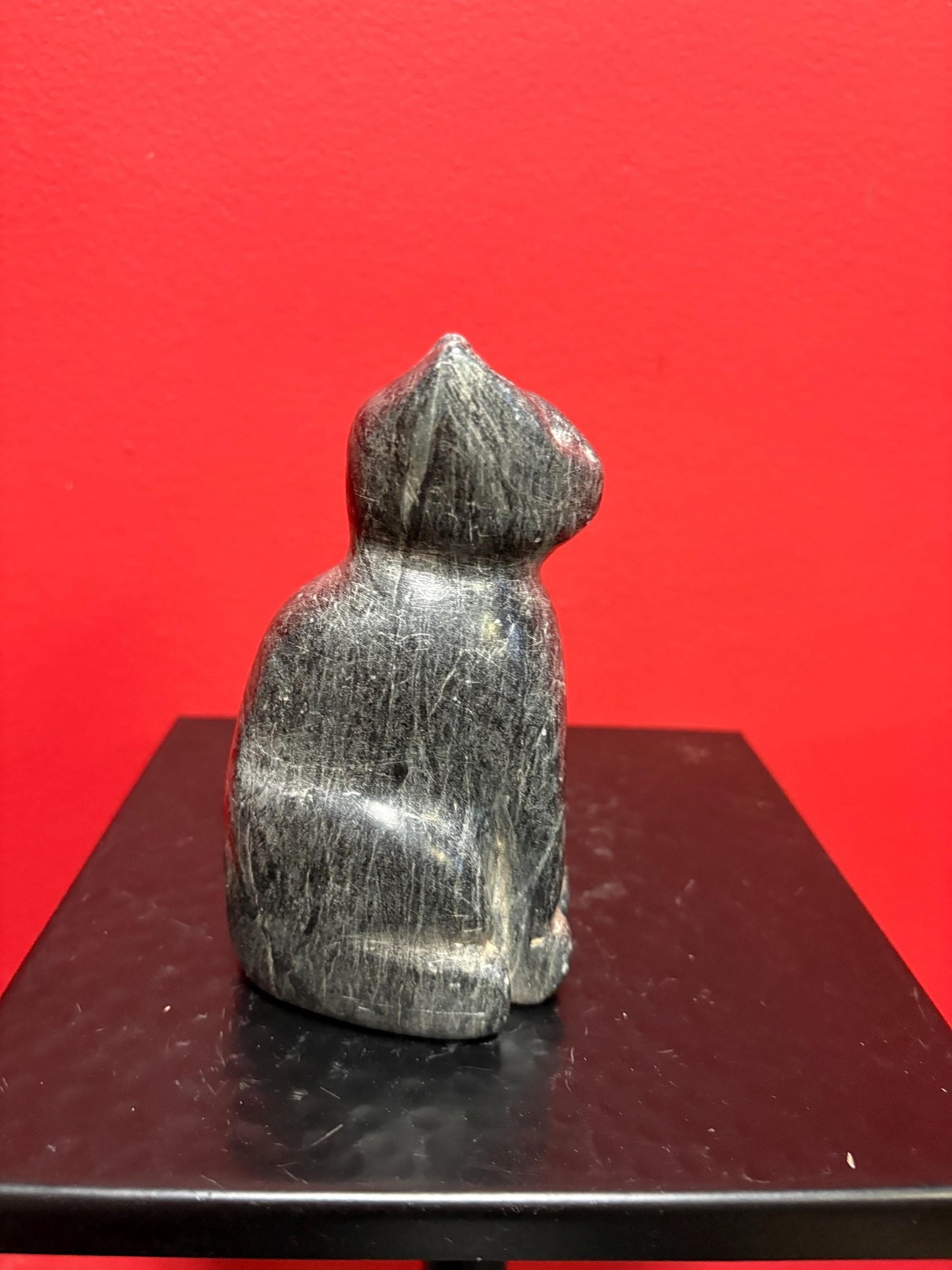 Beautiful soapstone cat 5 inches high and lovely detail  unsigned beauty - wow