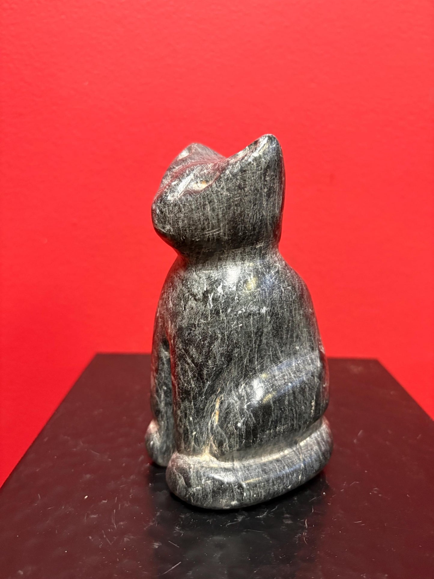Beautiful soapstone cat 5 inches high and lovely detail  unsigned beauty - wow