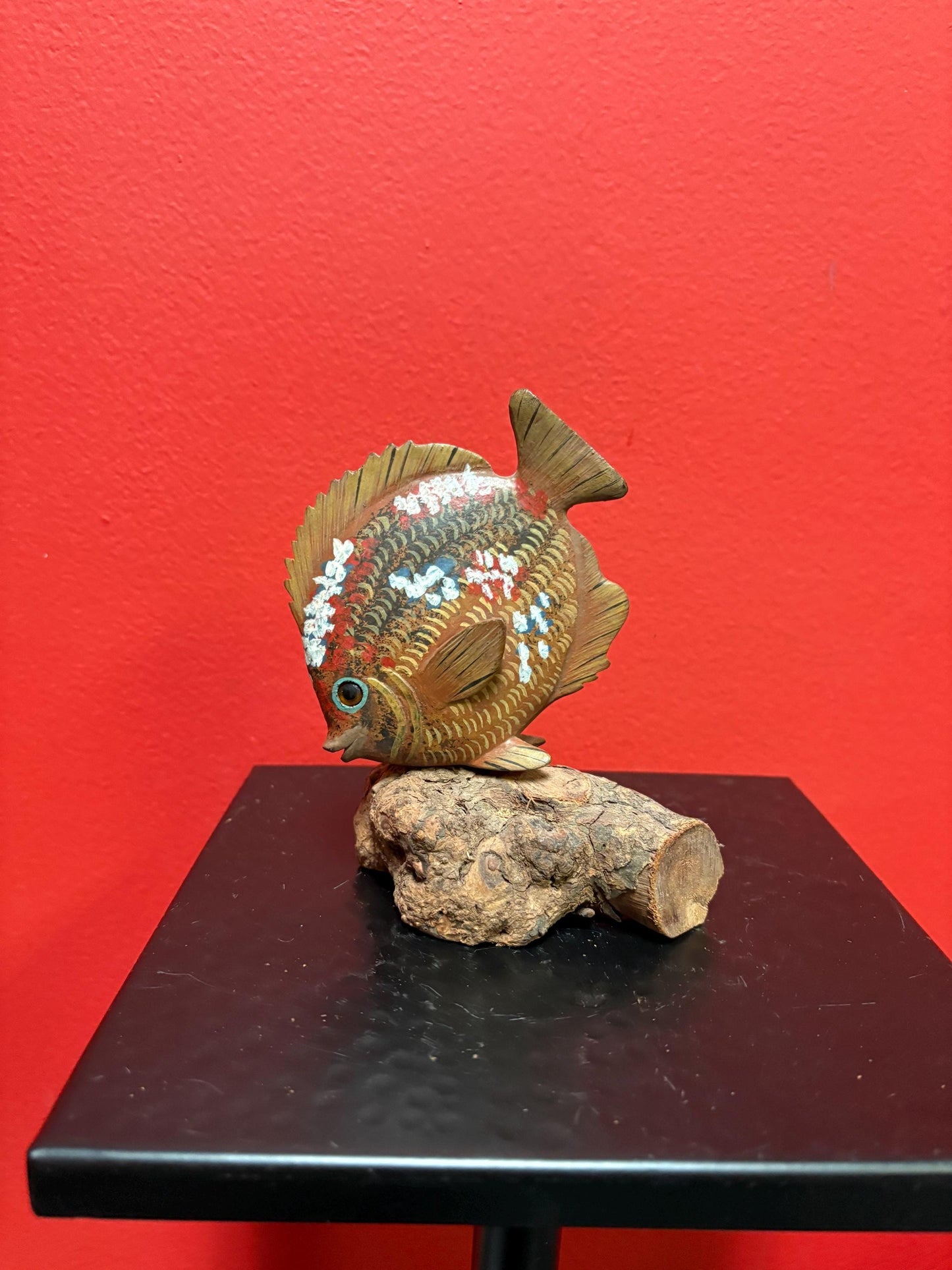5 inch high wood  carved and painted fish on Burl wood stand  great detail and perfect gift  value priced