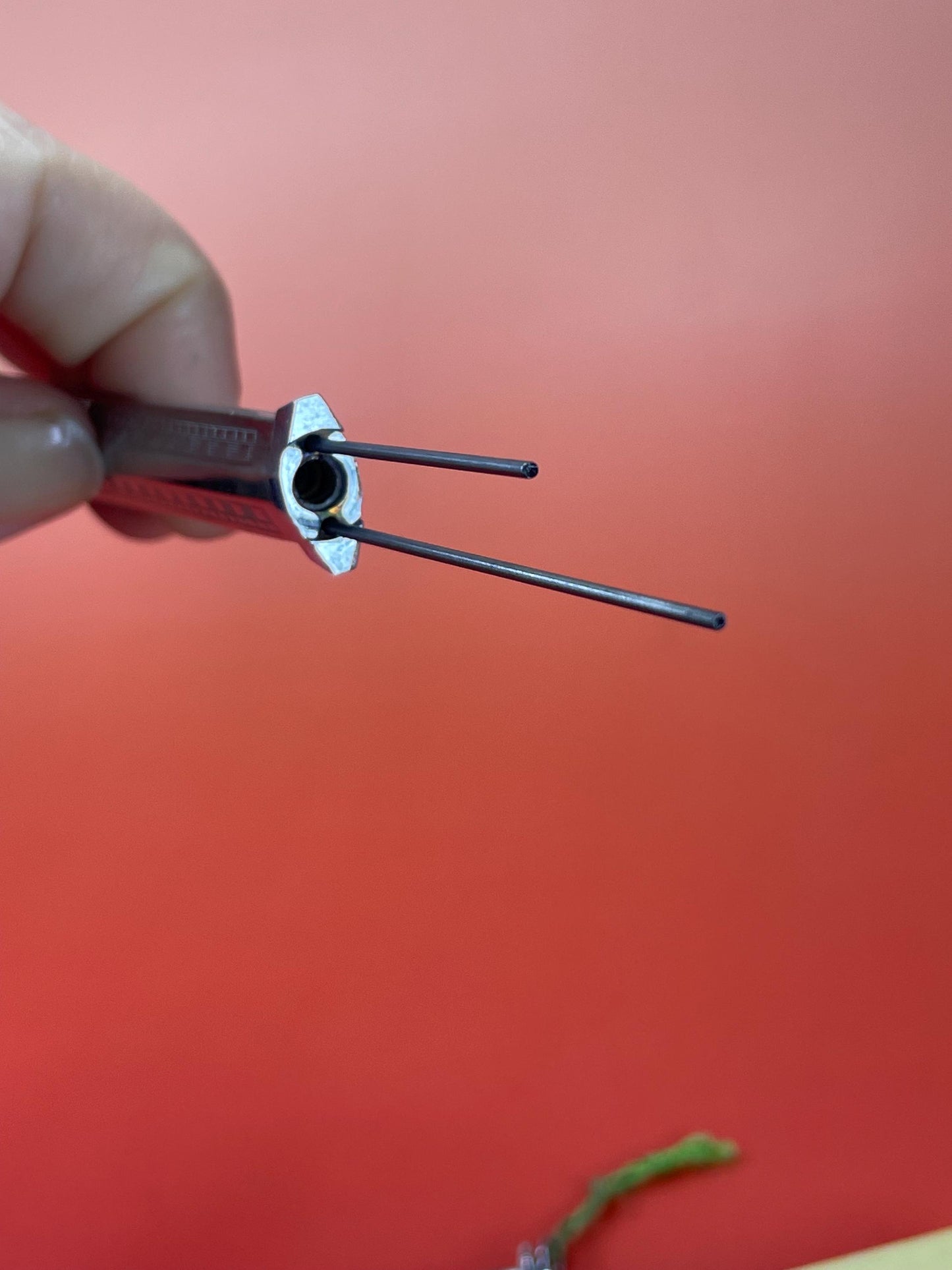 Amazing Vintage Mechanical Pencil with 2 Spare Leads