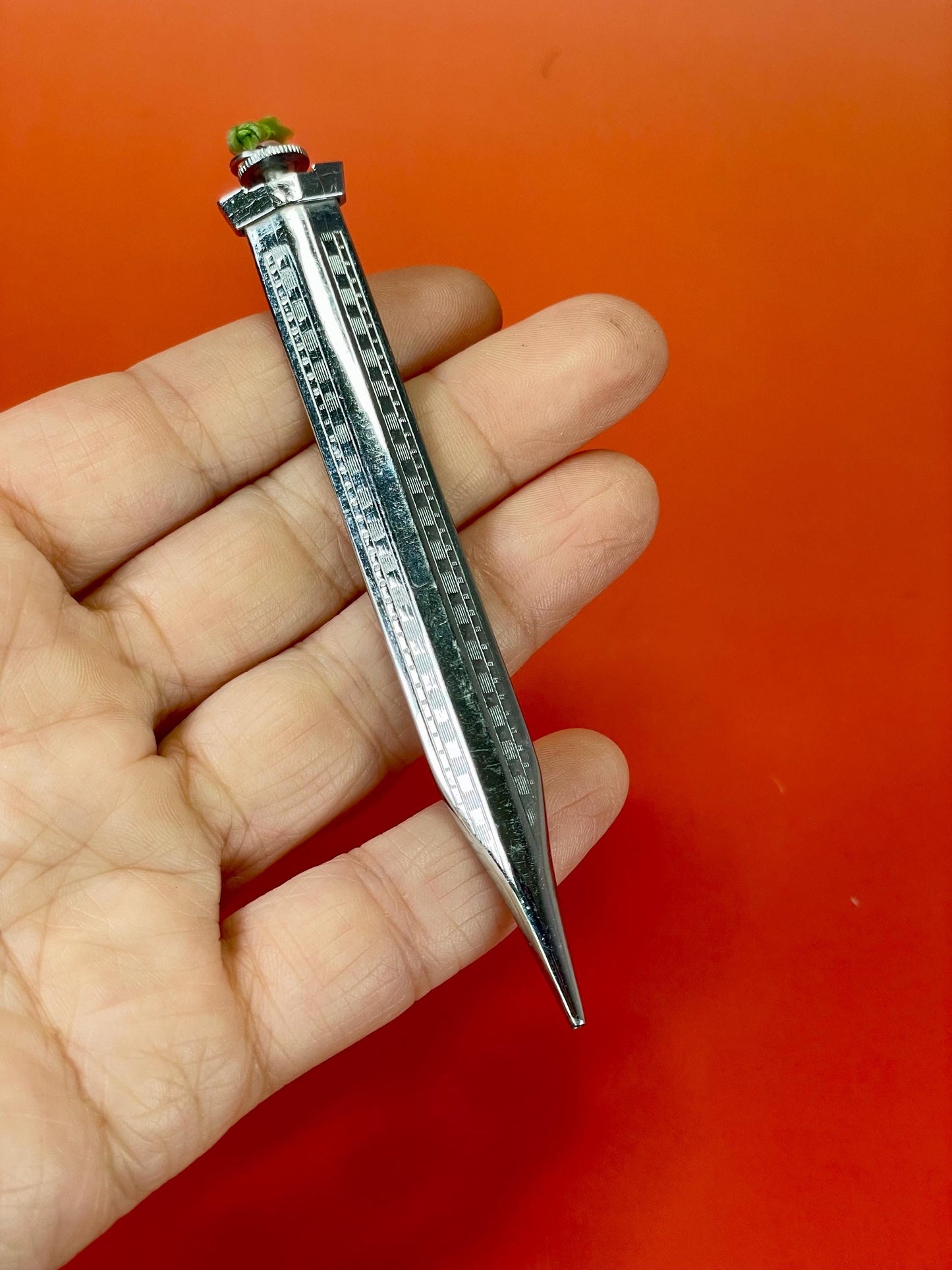 Amazing Vintage Mechanical Pencil with 2 Spare Leads