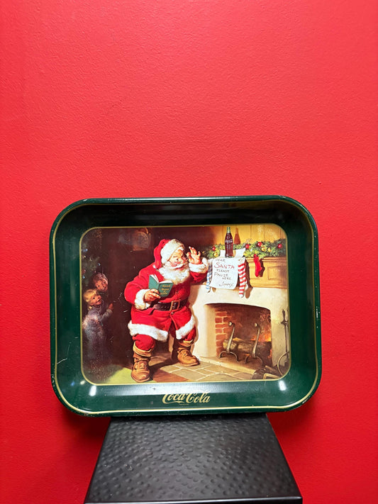 Beautiful vintage 13 x 11 inch Coca-Cola Christmas tray  decent condition  great value