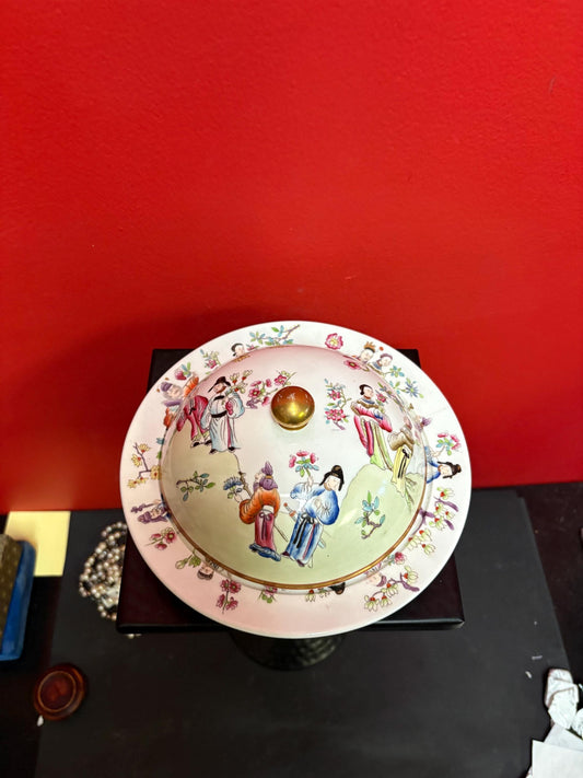 Beautiful antique Spode porcelain 1820s covered muffin dish - tiny crack  Asian decoration  wonderful cabinet piece - great value