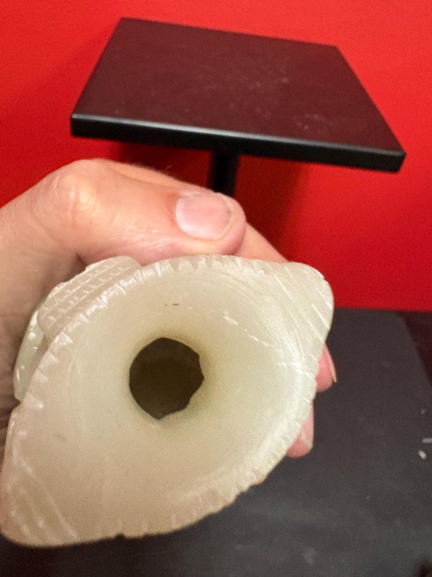 Beautiful 5 inch tall Jade vase  great imagery  origins unknown  value priced