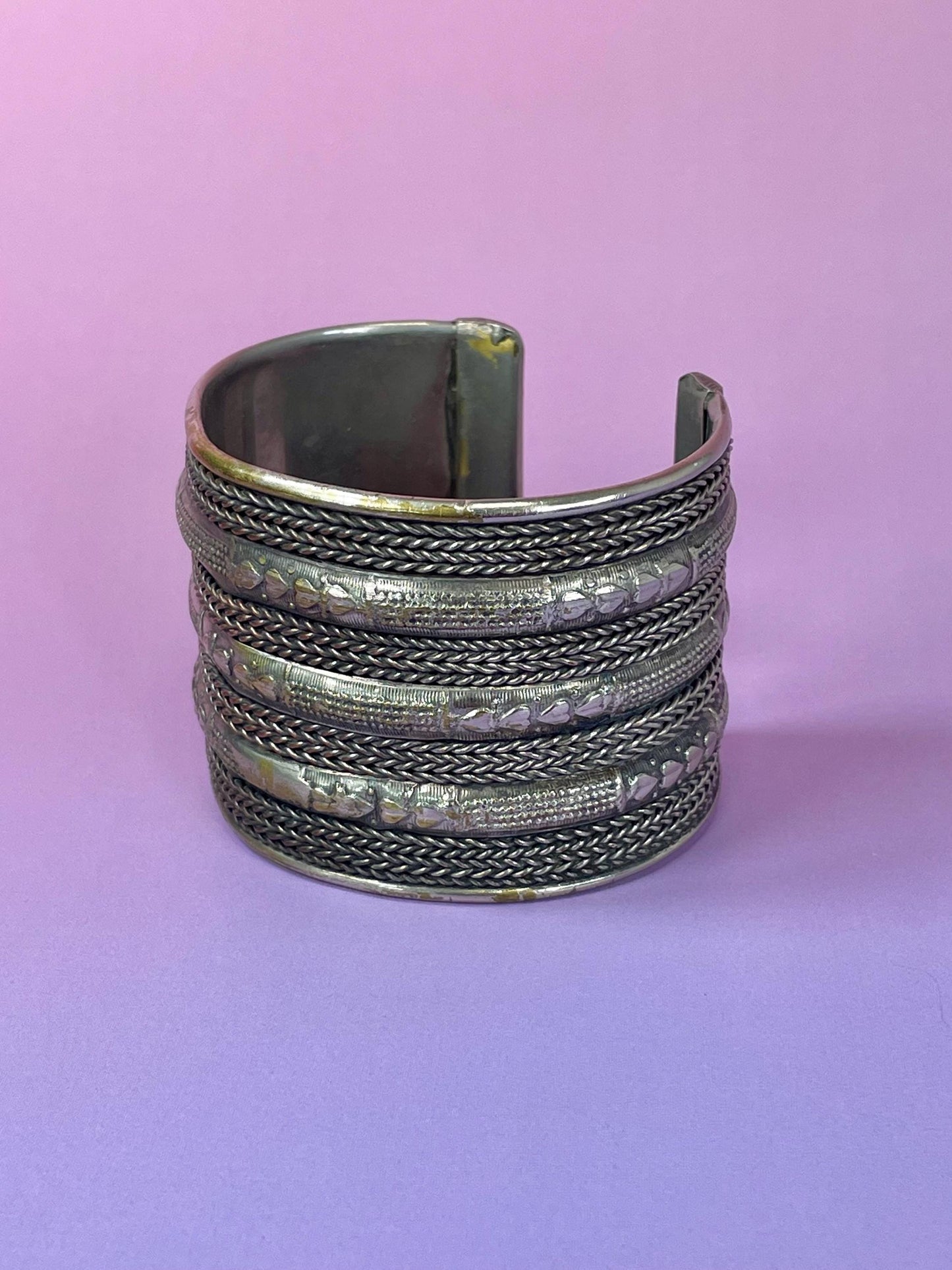 2.5 inch untested silver Detailed cuff bracelet