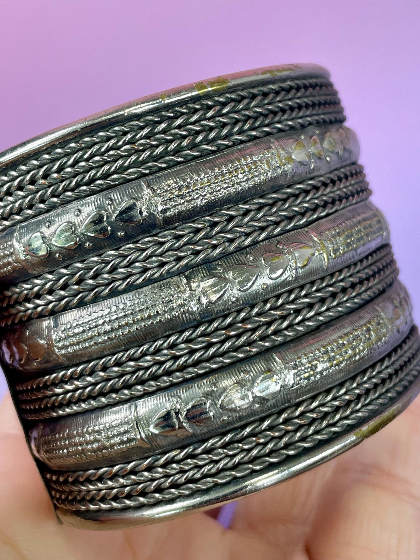 2.5 inch untested silver Detailed cuff bracelet