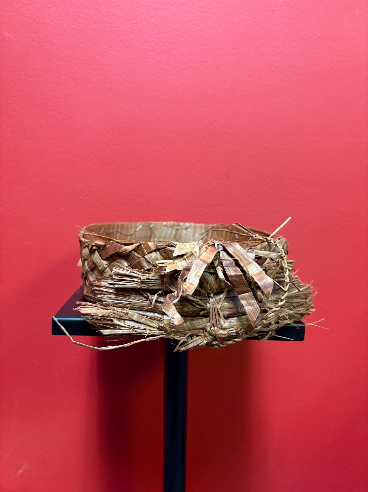 Beautiful antique indigenous Canadian First Nations 7 1/2 x 2 high cedar bark head dress  nice condition  famous artist Tony Hunt - wow