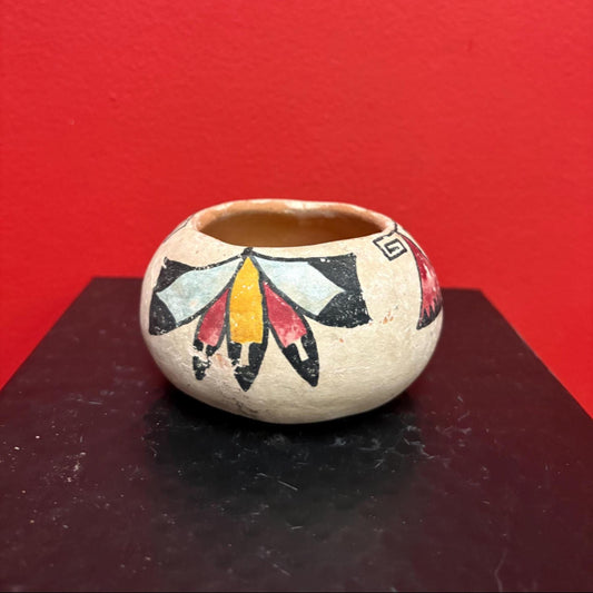 Navajo pottery - early 19 century 2.5 inch high by 3 inch wide American Navajo handmade pottery vessel  great imagery  museum quality