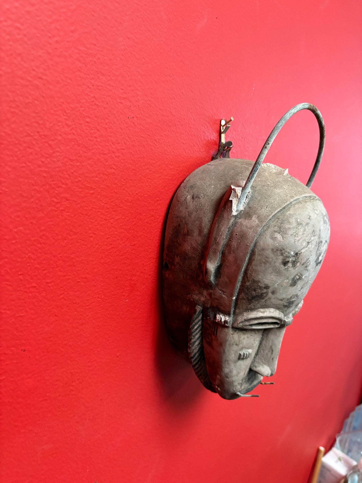 African plaster material mask by Austin productions 1971  little chips and very unusual  so heavy- 11 x 5 wide