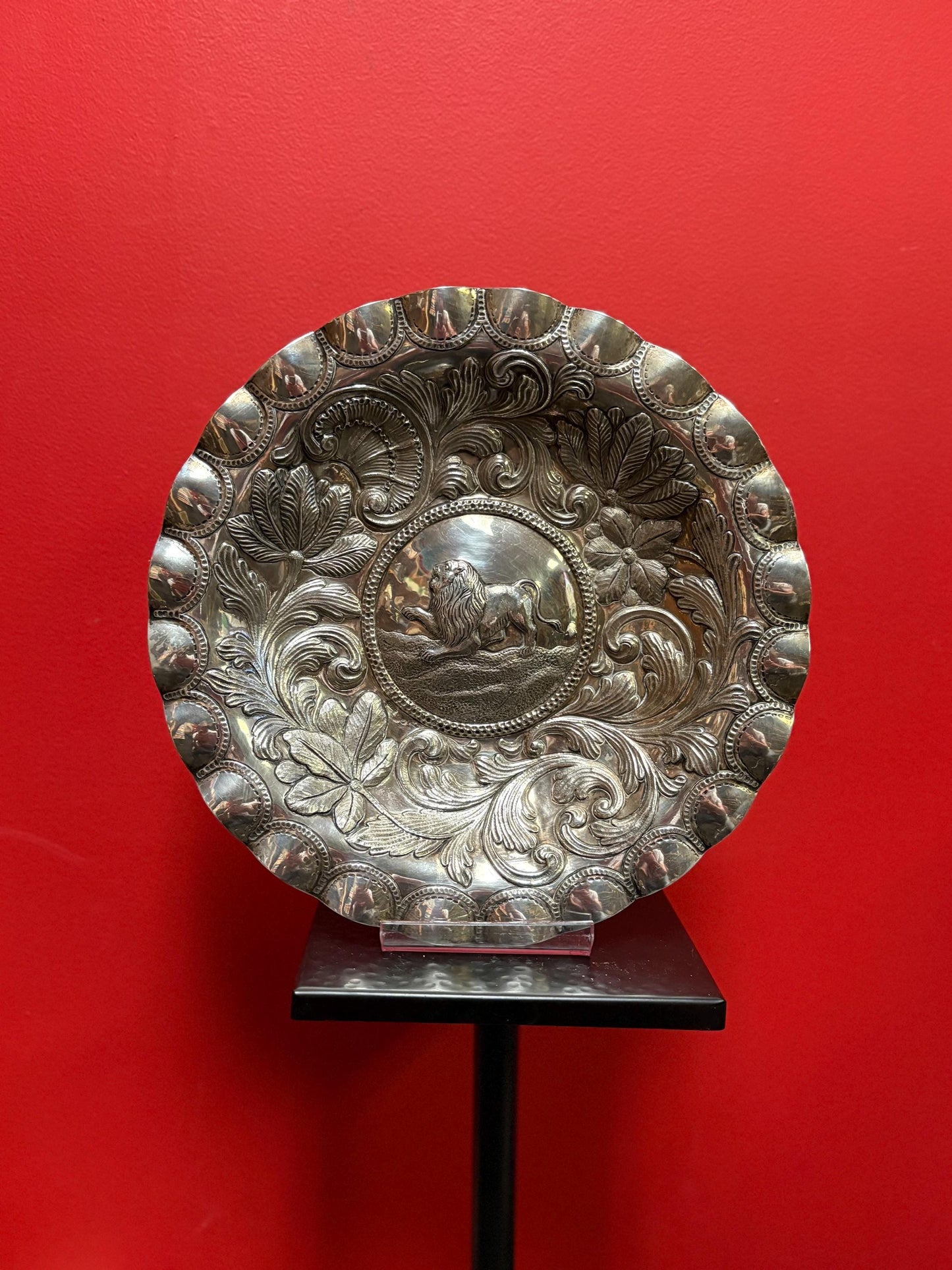 Stunning massive solid European antique Hallmarked sterling silver bowl   12 inches 495 g  wonderful lion motif  fabulous sterling silve