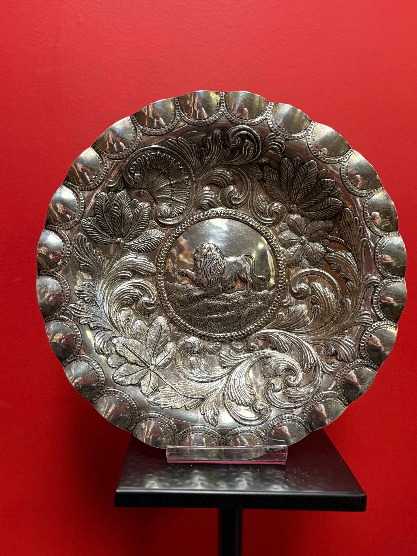 Stunning massive solid European antique Hallmarked sterling silver bowl   12 inches 495 g  wonderful lion motif  fabulous sterling silve