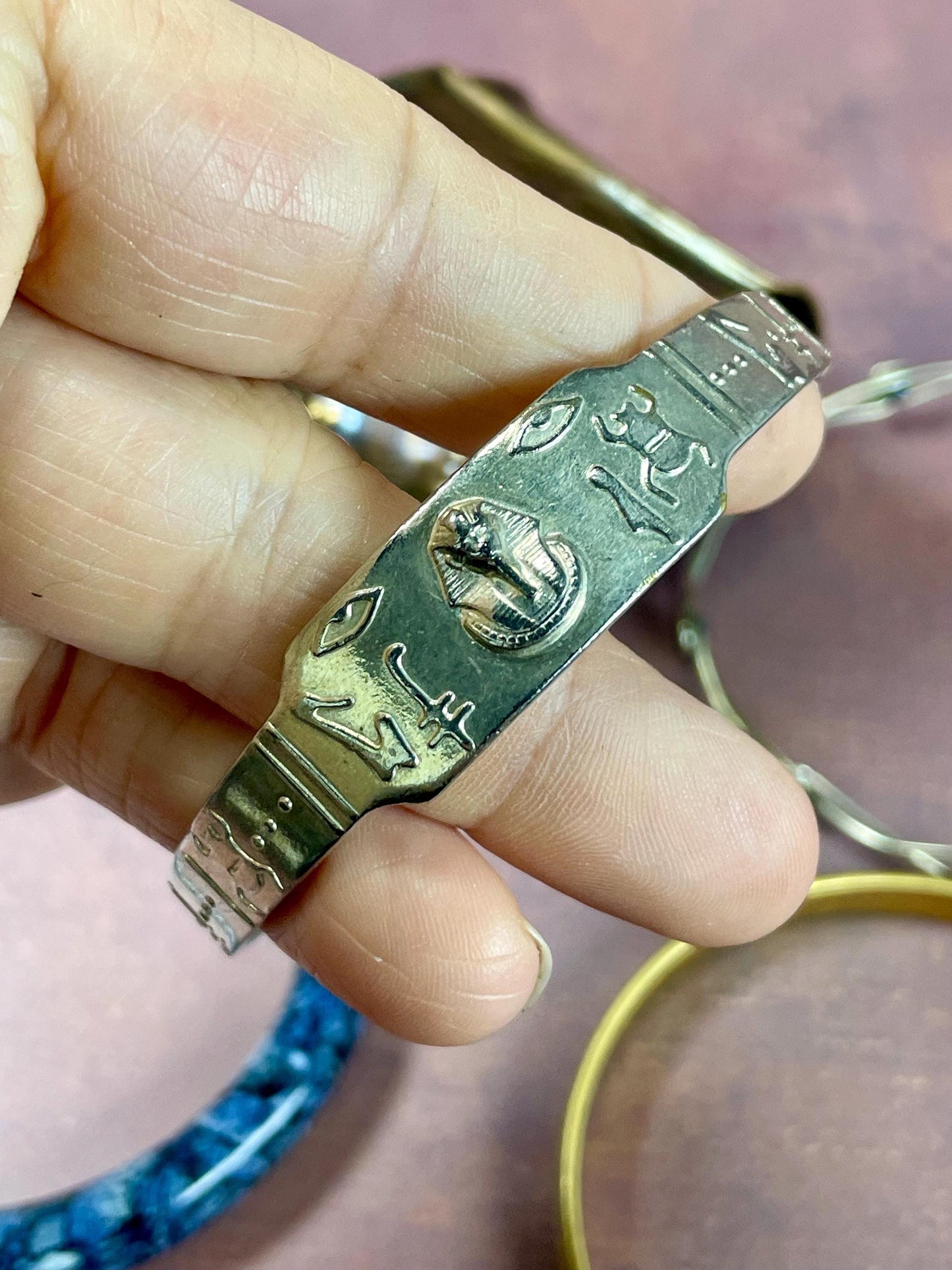 Fantastic lot of 5 Bracelets