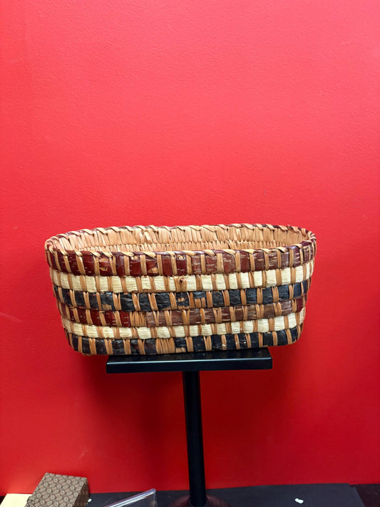 Lovely 13 x 8 x 5 high Canadian indigenous first nations West Coast weaved cedar basket  unusual colors and good antique condition