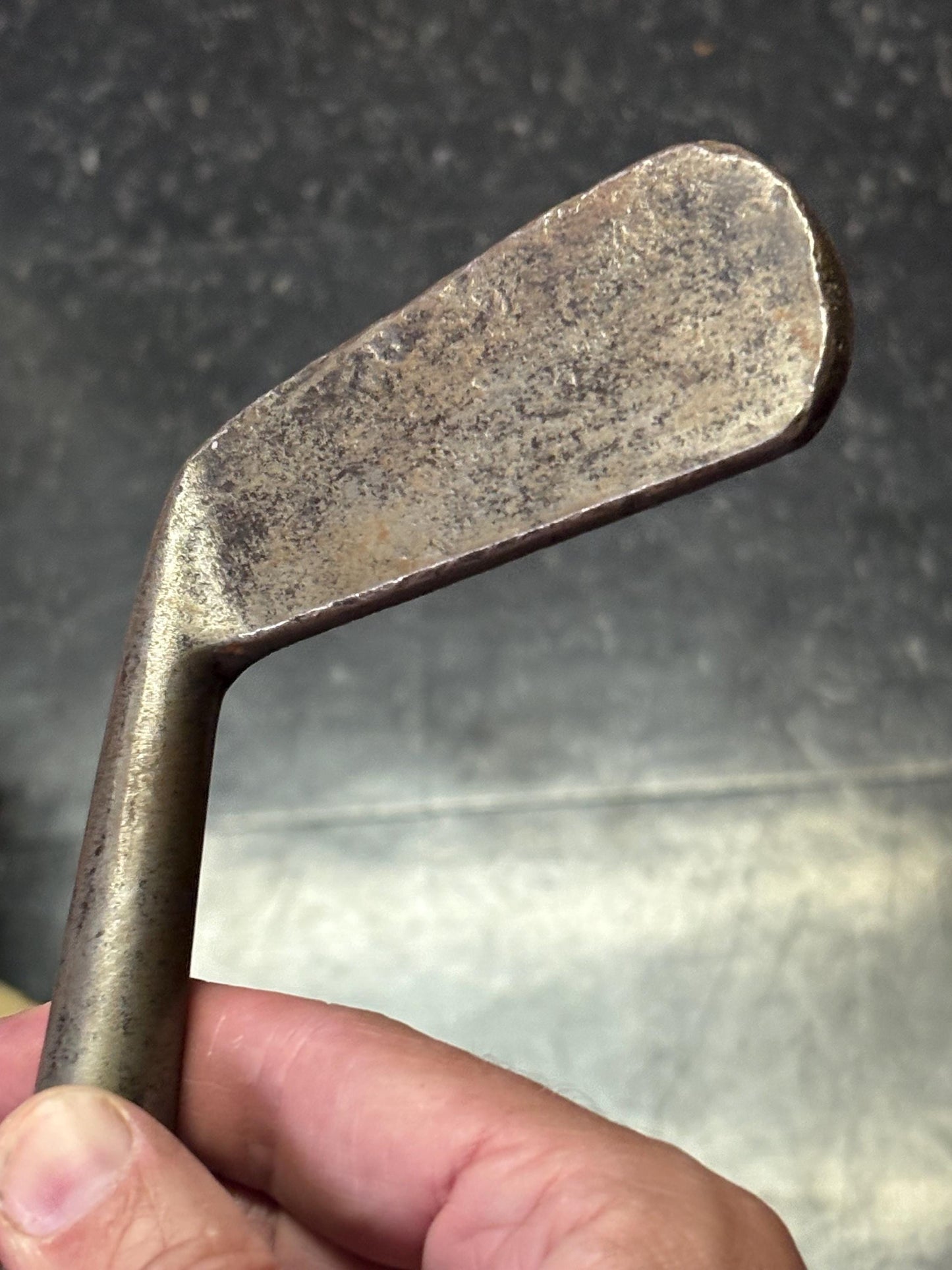Stunning antique Saint Andrews wooden shaft putter  rare golf 35 inches long  historical piece  great condition for age wow