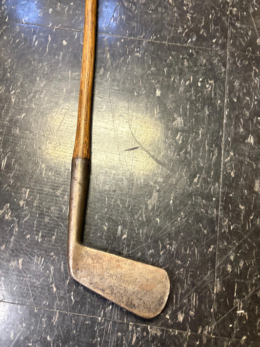 Stunning antique Saint Andrews wooden shaft putter  rare golf 35 inches long  historical piece  great condition for age wow