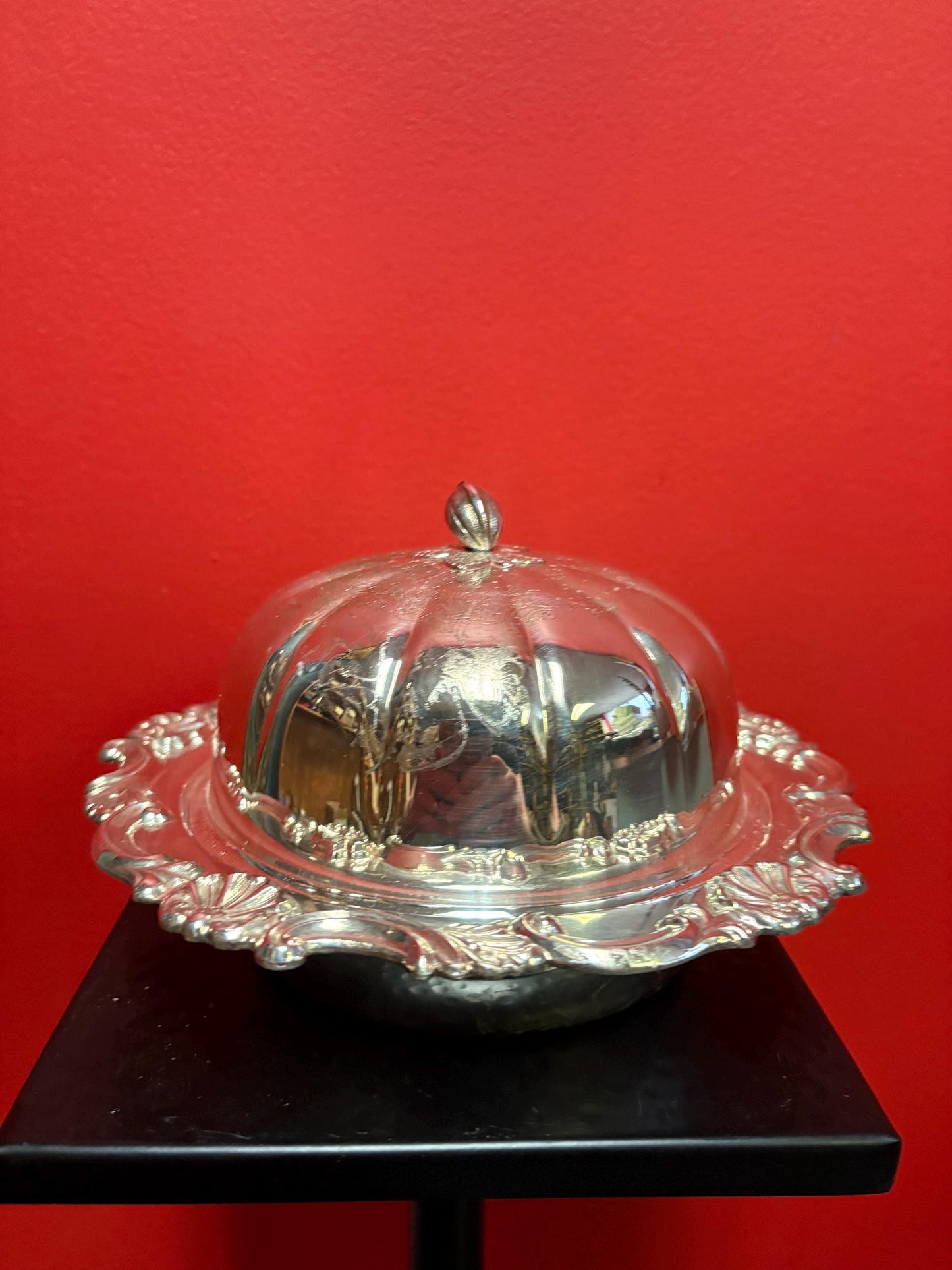 Gorgeous 9 x 6 high antique silver plated muffin dish great to use or gift  regal  serving