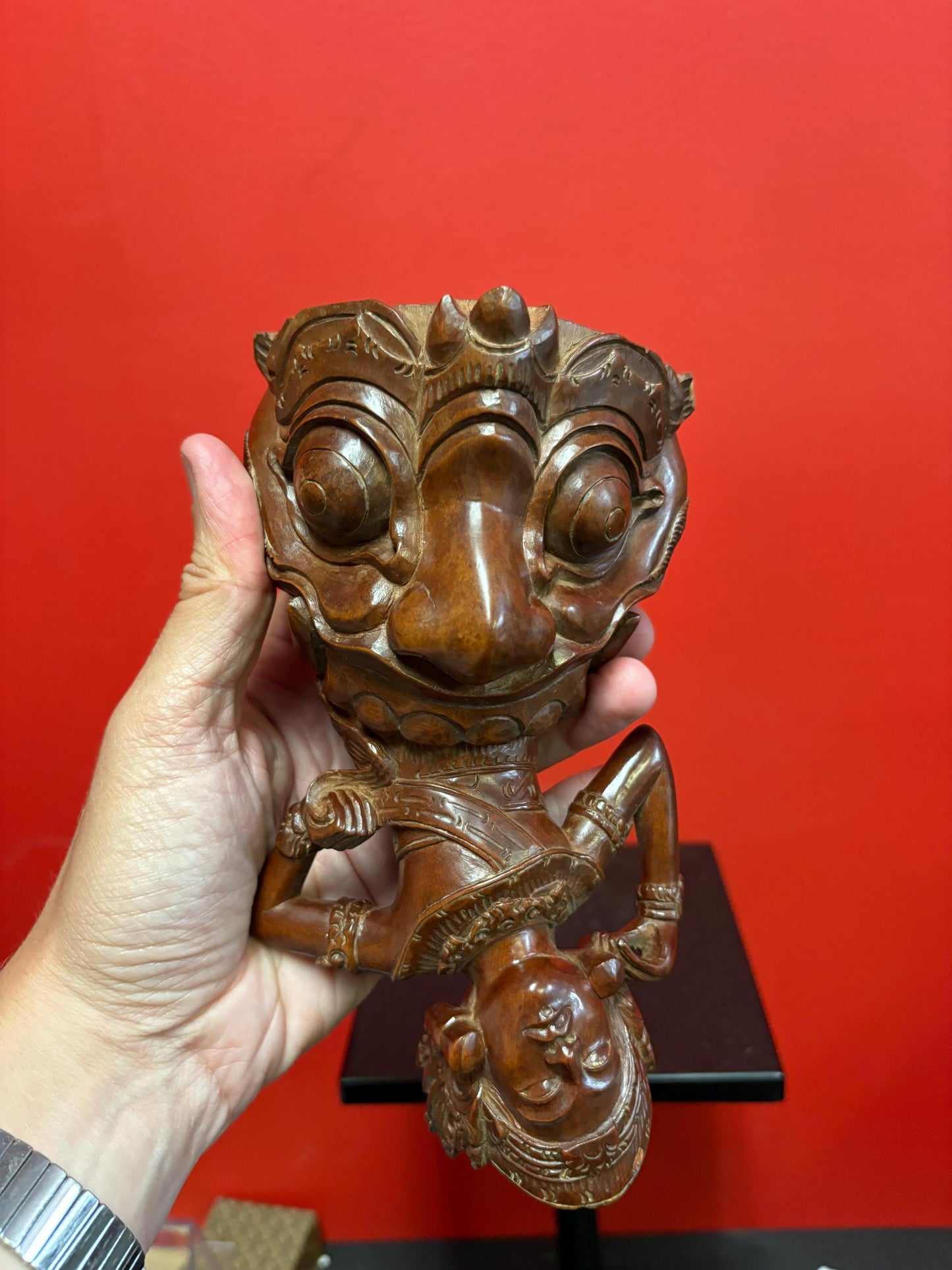 Beautiful antique 8 inch tall Indonesian wooden lady and mask statue  great detail  wow