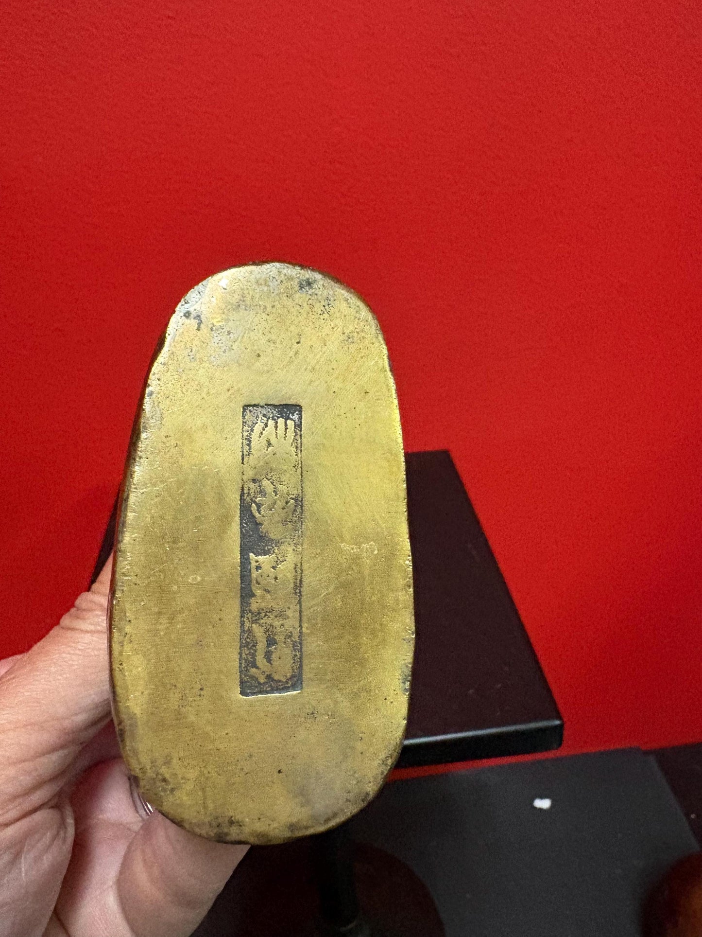 Stunning Chinese antique signed 7 inch tall bronze Quan yin on hand on lotus leaf  great patina and fabulous piece