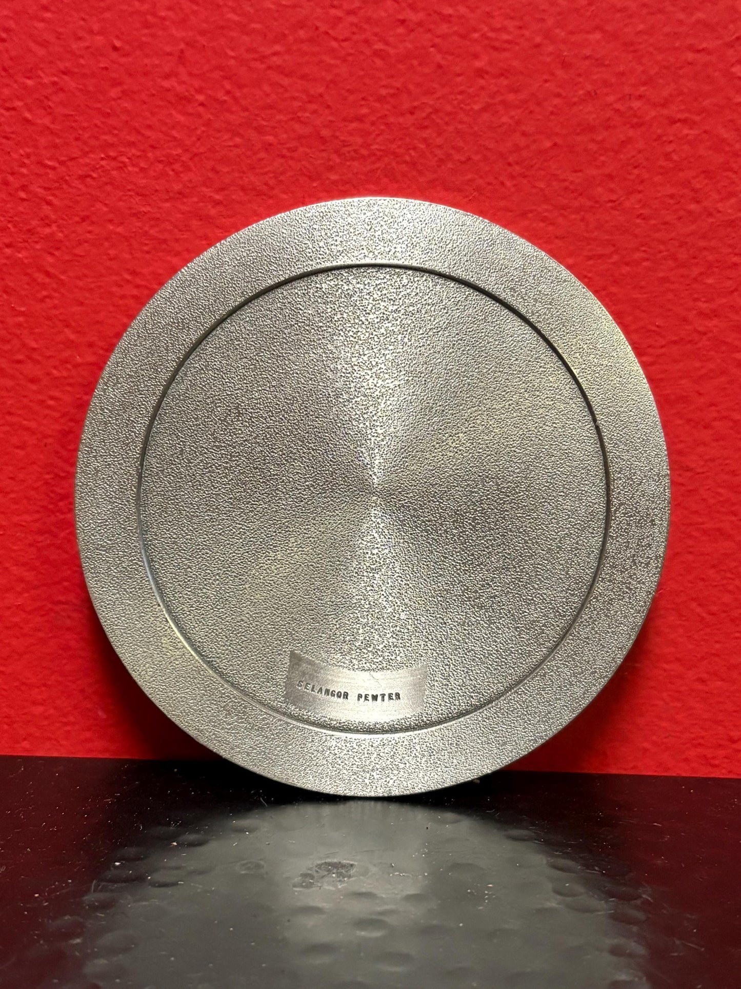 Lovely Japanese pewter signed plaque  4 inches