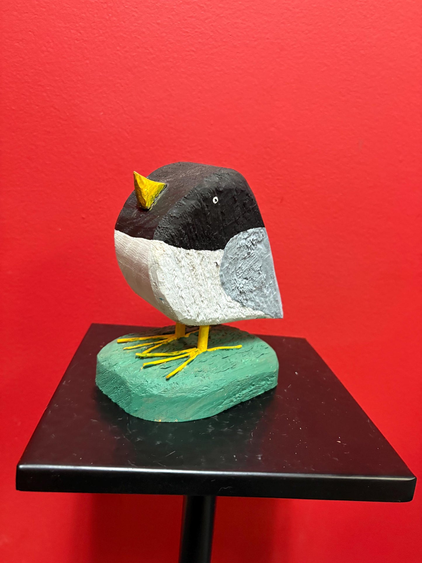 Beautiful 6 x 4 wide folk art painted wooden bird  great look - perfect gift