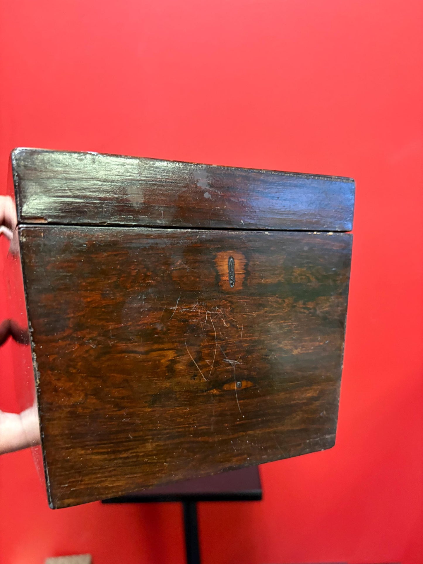 Beautiful 19 century English mahogany tobacco smokers  box  beautiful condition but as is inside - 11 x 6 x 5 high  great decoration