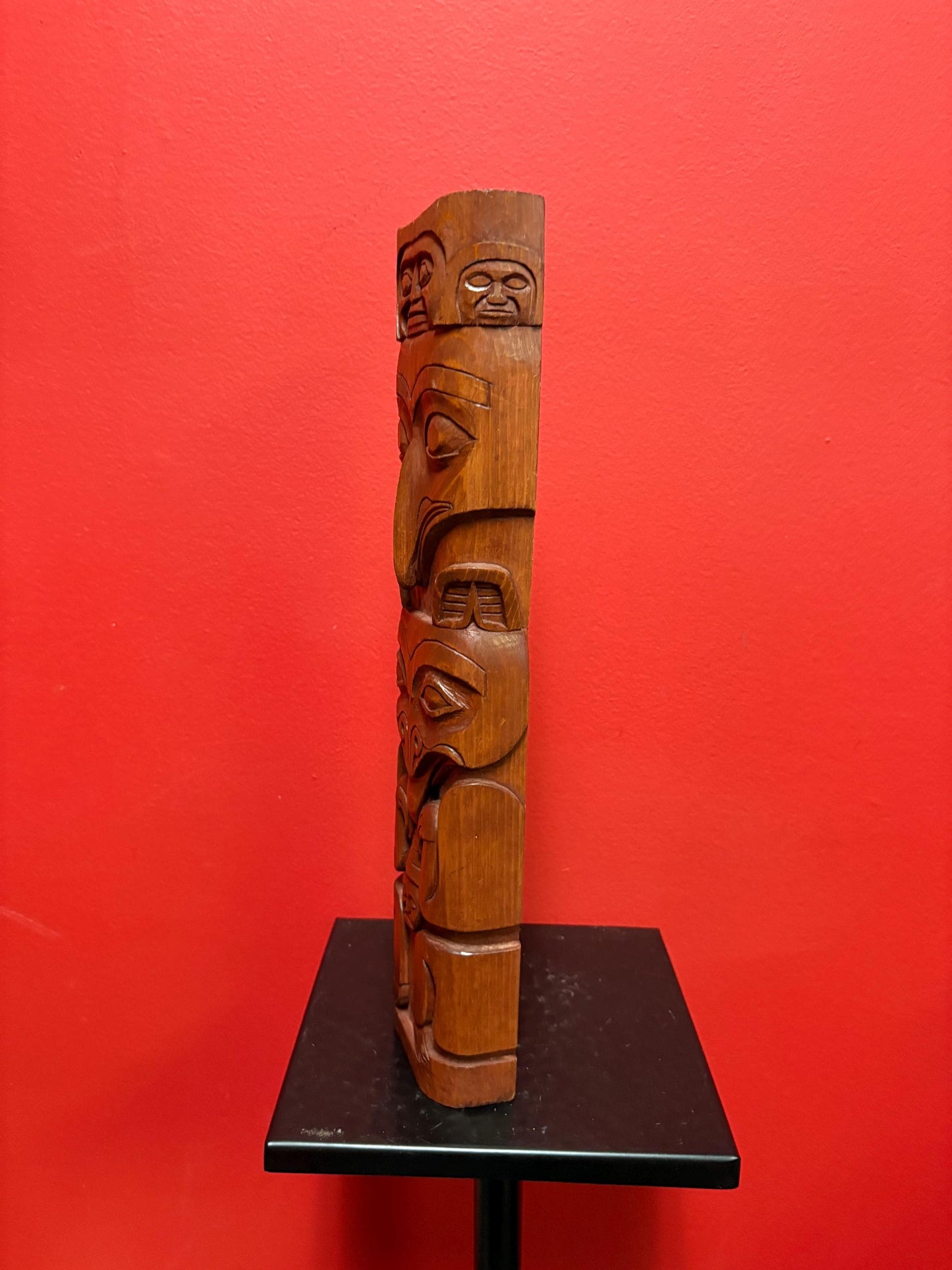 Fabulous older indigenous first nations Pacific Northwest coast totem pole - 14 inches- cedar - great detail hang or stand  signed - RS