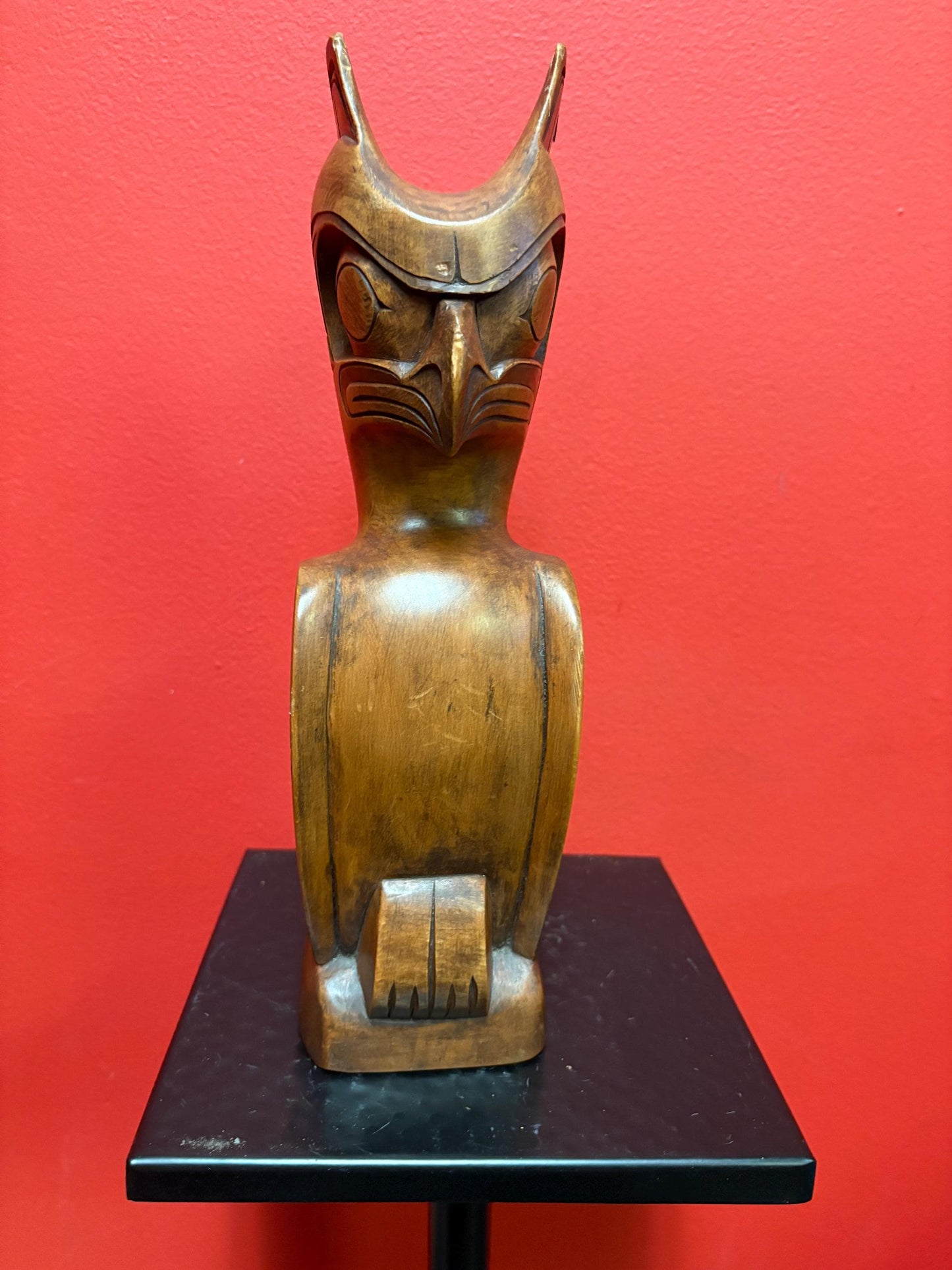 Beautiful indigenous first nation Pacific north West Coast 12 inch cedar eagle totem  by Doug Harper   with as is ear  wow -