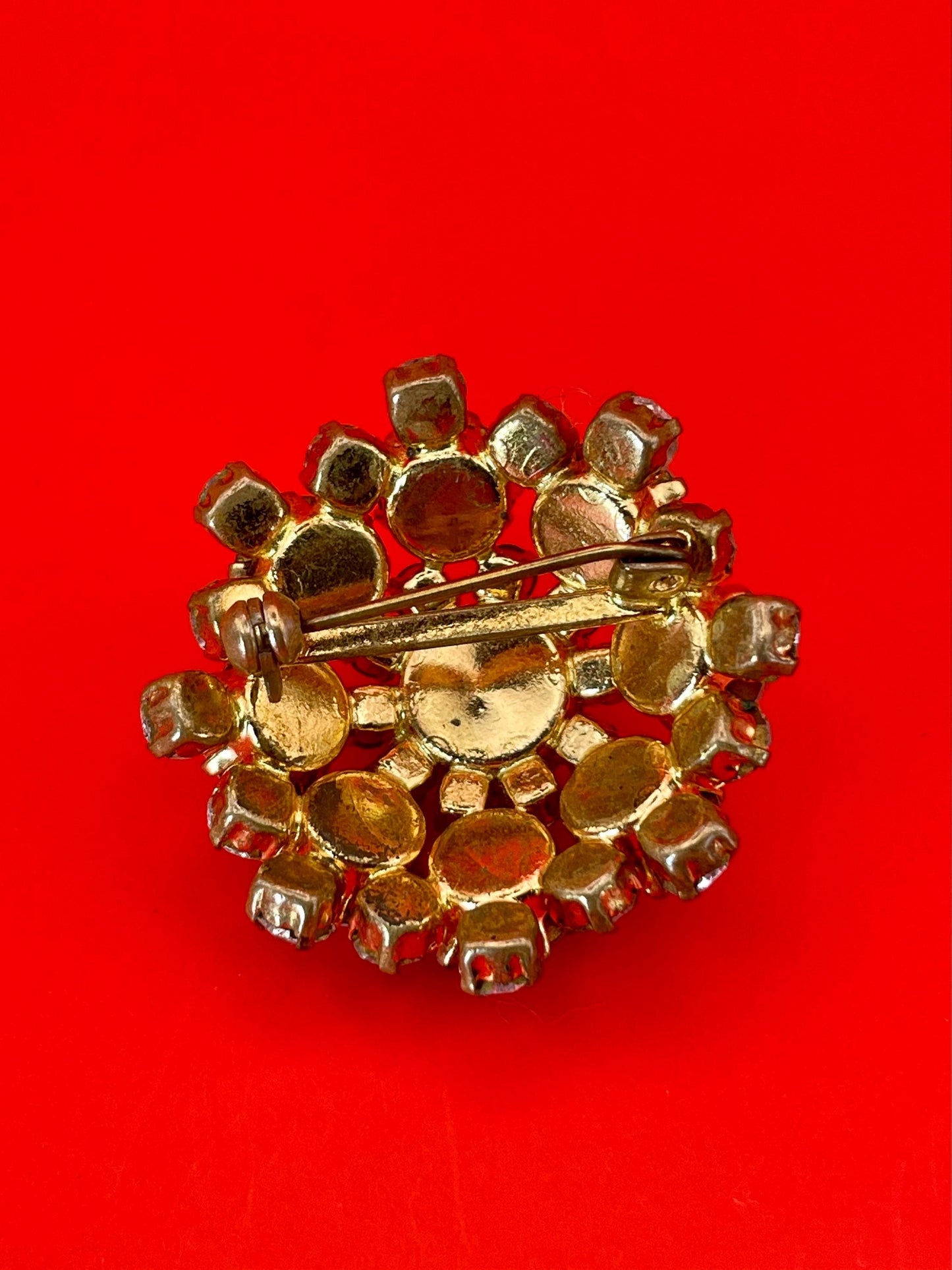 A Beautiful 1.25 inch Gold-tone and Rhinestone Brooch