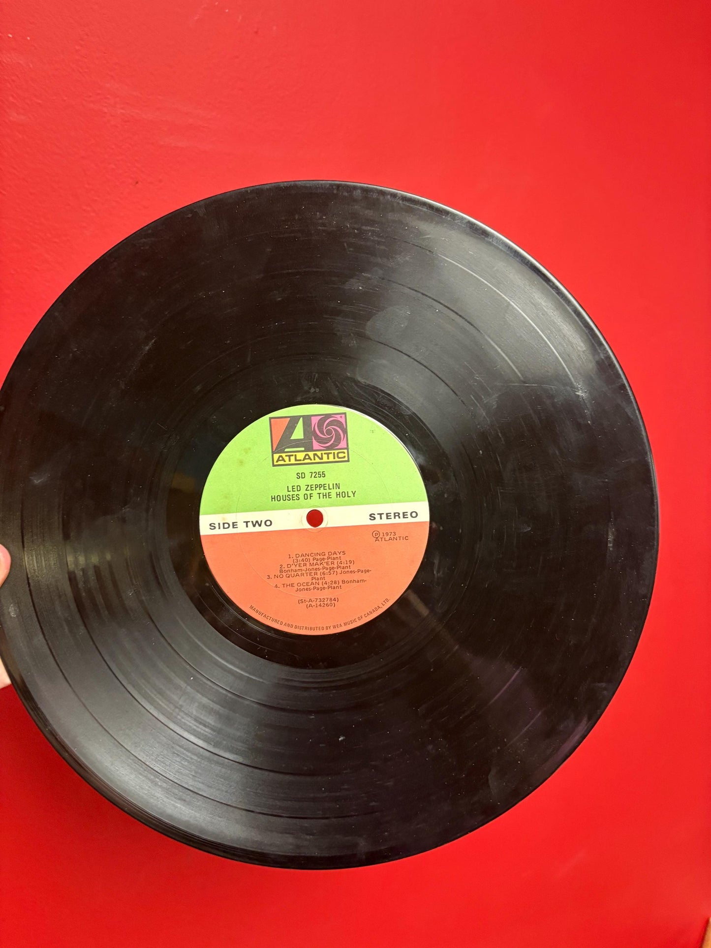 Rare amazing authentic led zeppelin III  red press  pretty good condition  see photos great value